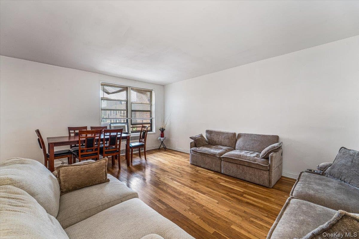 9011 35 Avenue Unit: 3T thumbnail 4