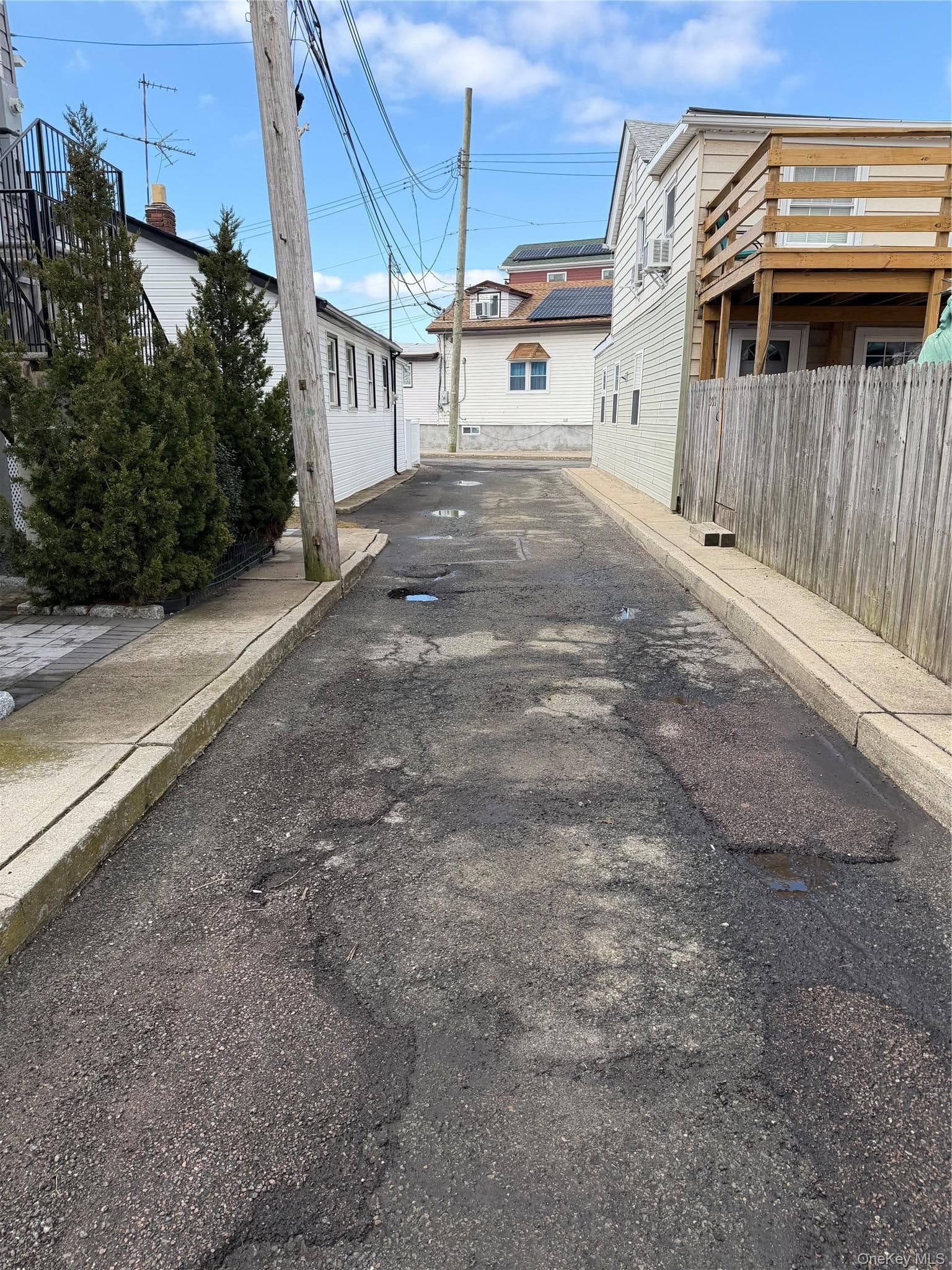 308 E 8th Road thumbnail 5