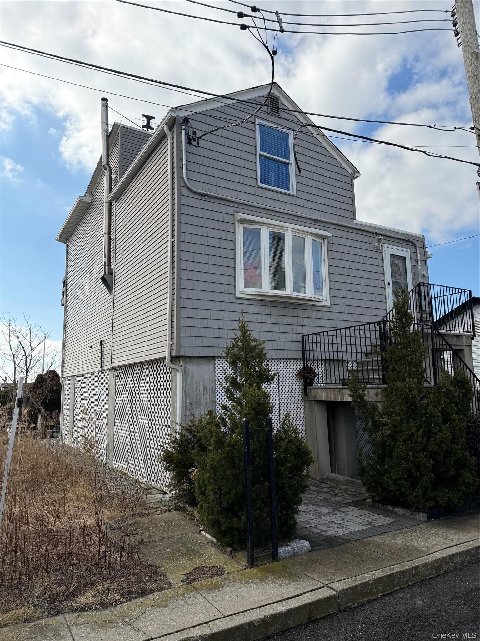 308 E 8th Road thumbnail 4