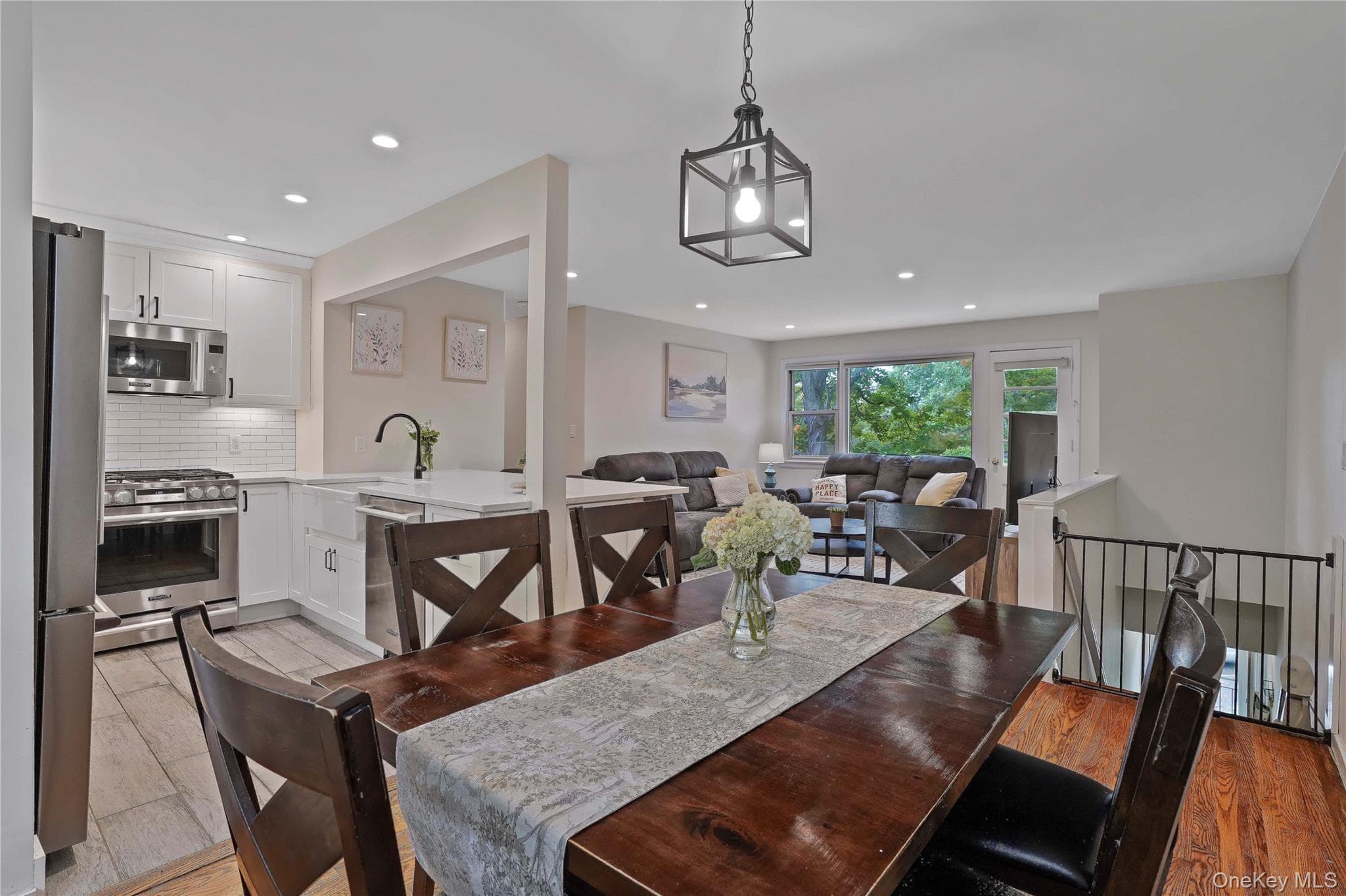 135 S Buckhout Street Unit: 135 thumbnail 9