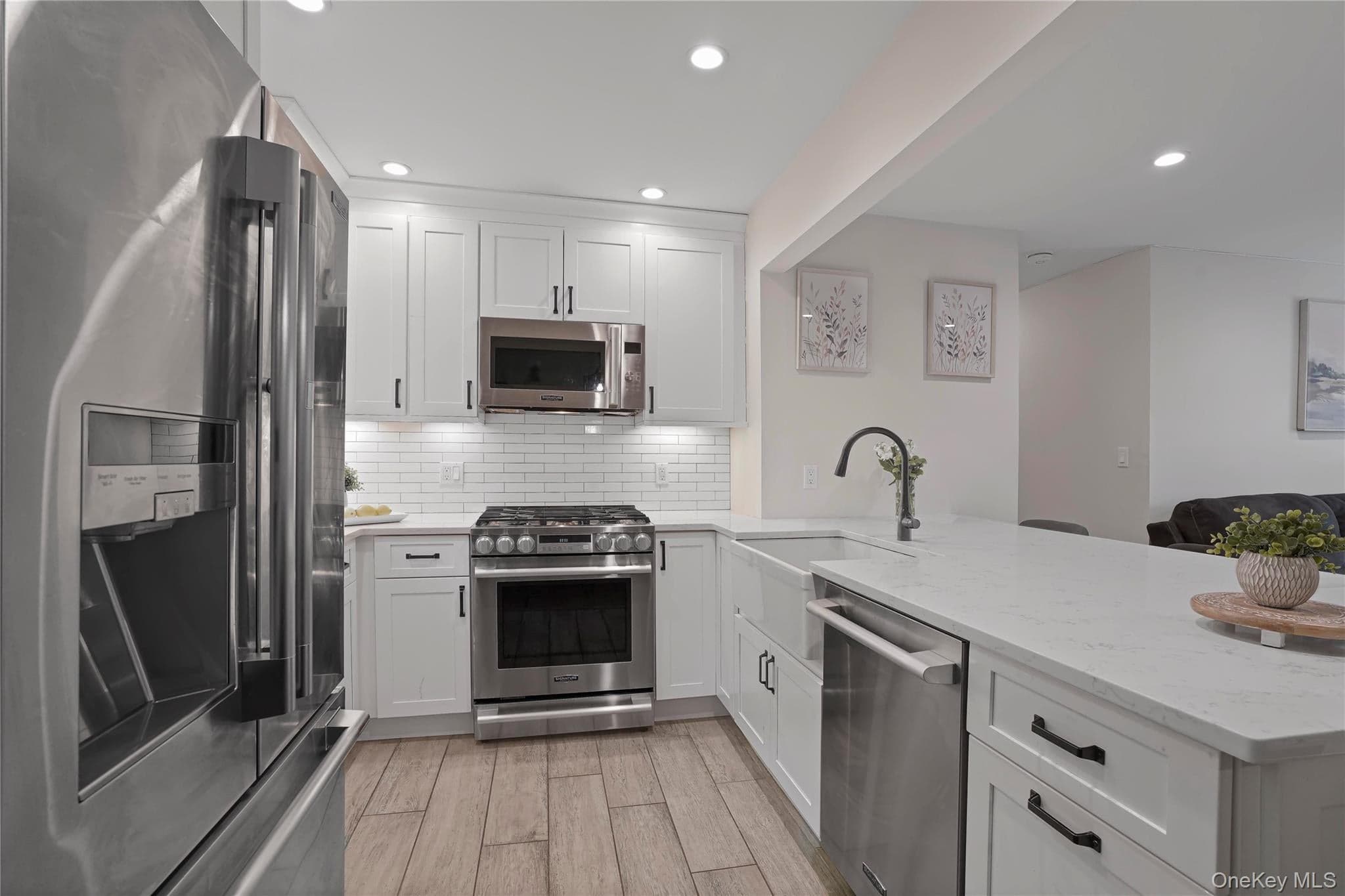 135 S Buckhout Street Unit: 135 thumbnail 6
