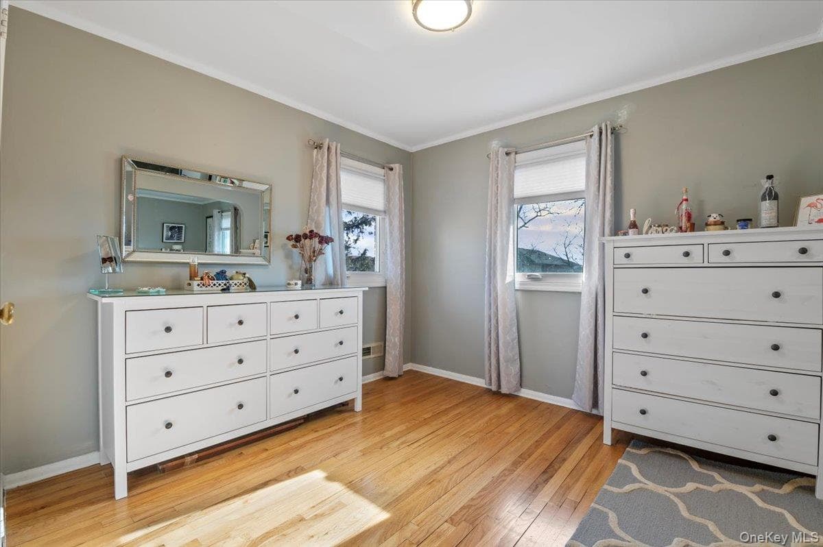 780 Regent Drive thumbnail 13