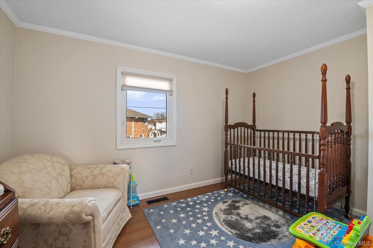 780 Regent Drive thumbnail 18