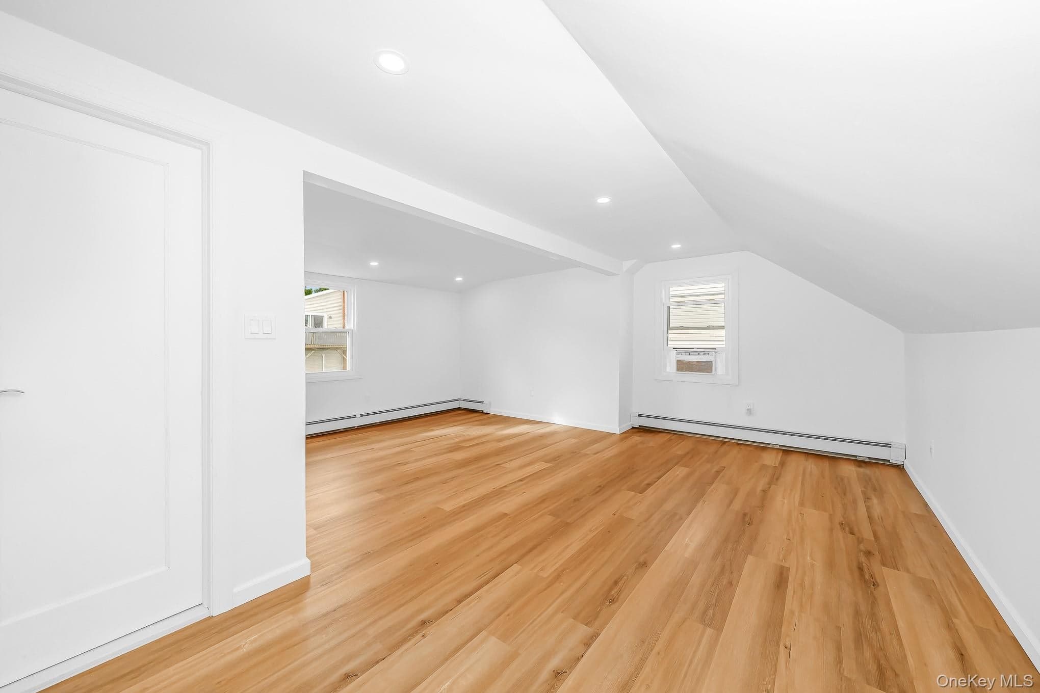 2230 Beech Street thumbnail 22