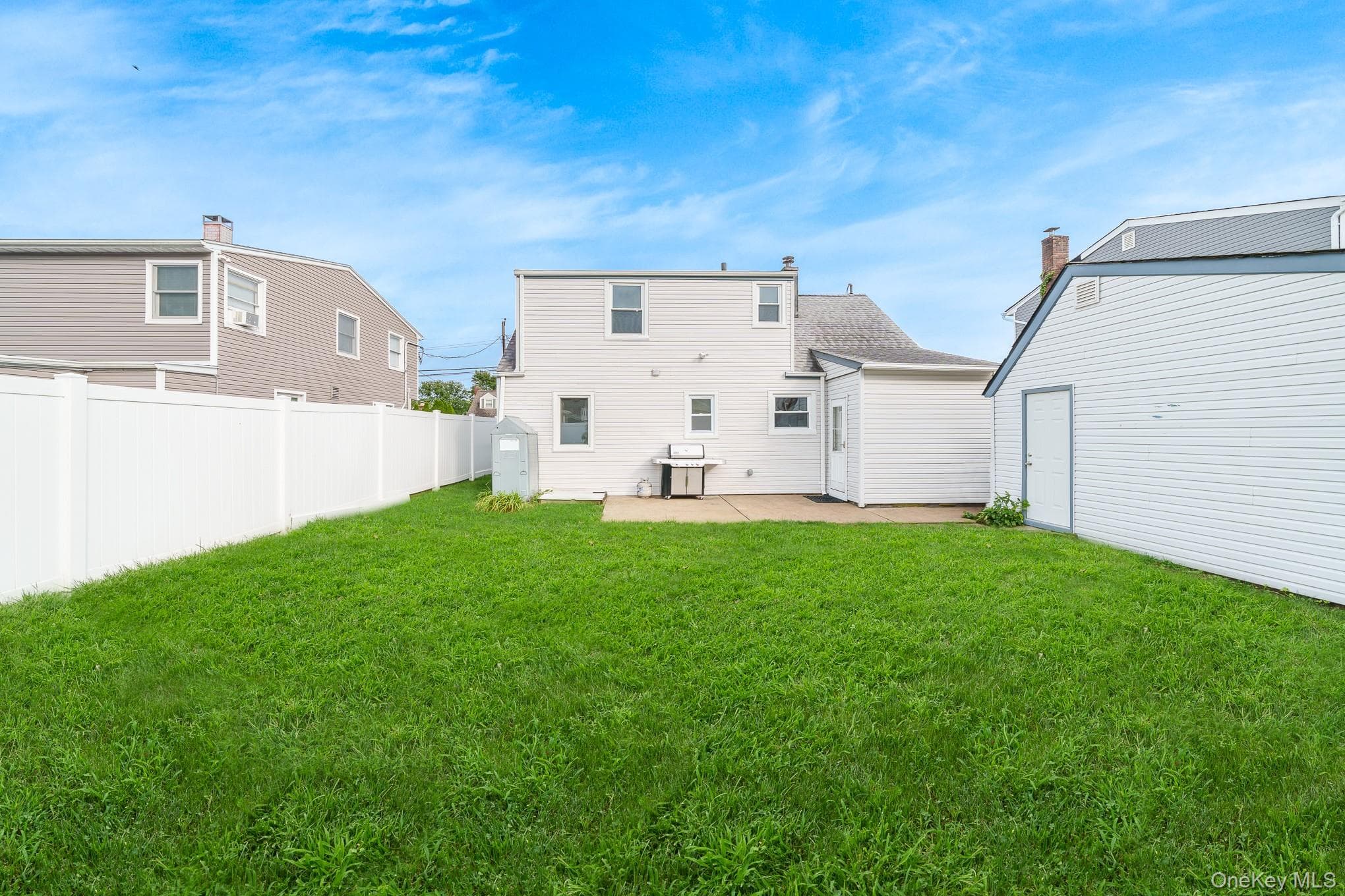 2230 Beech Street thumbnail 5