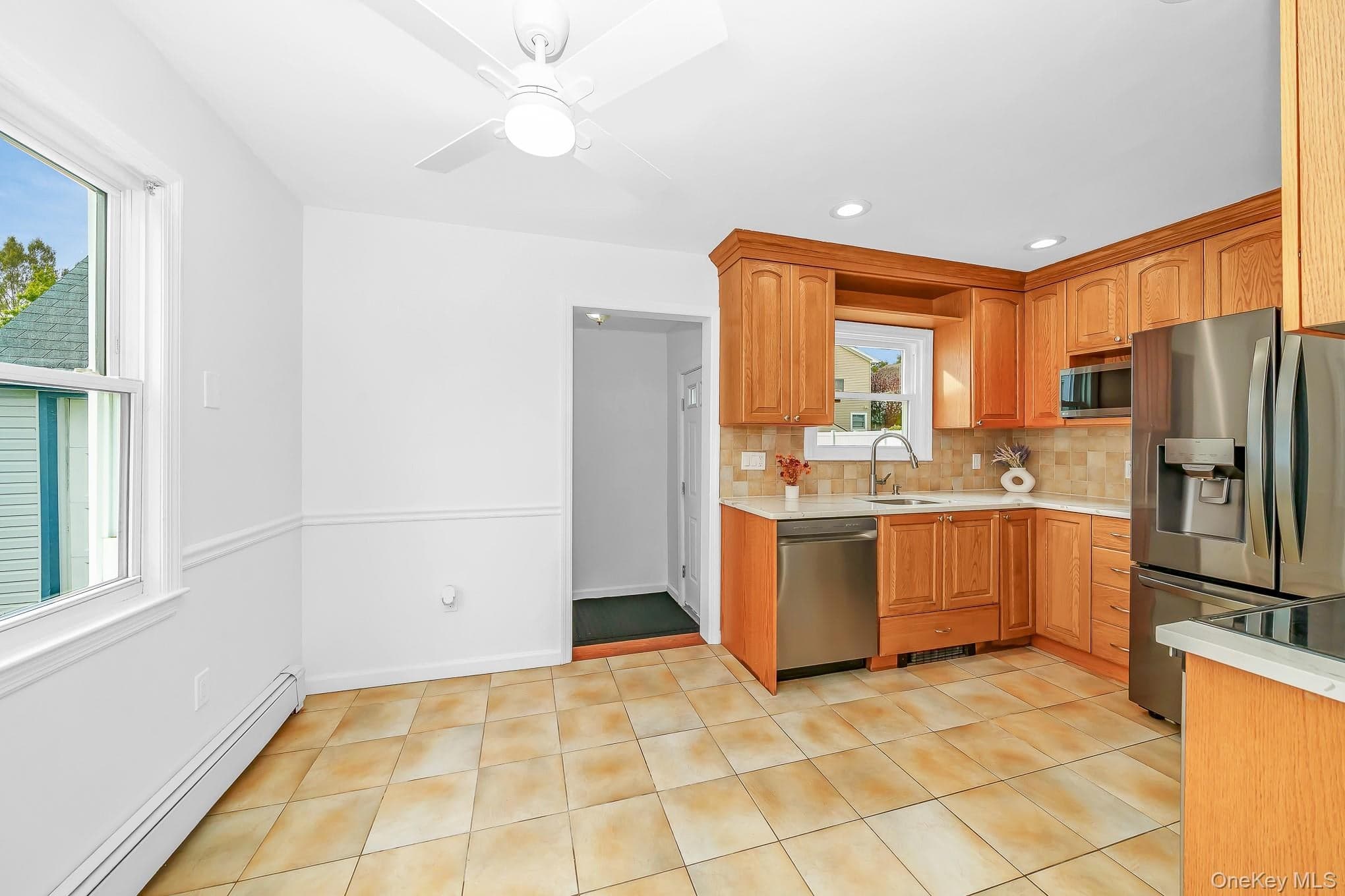 2230 Beech Street thumbnail 9
