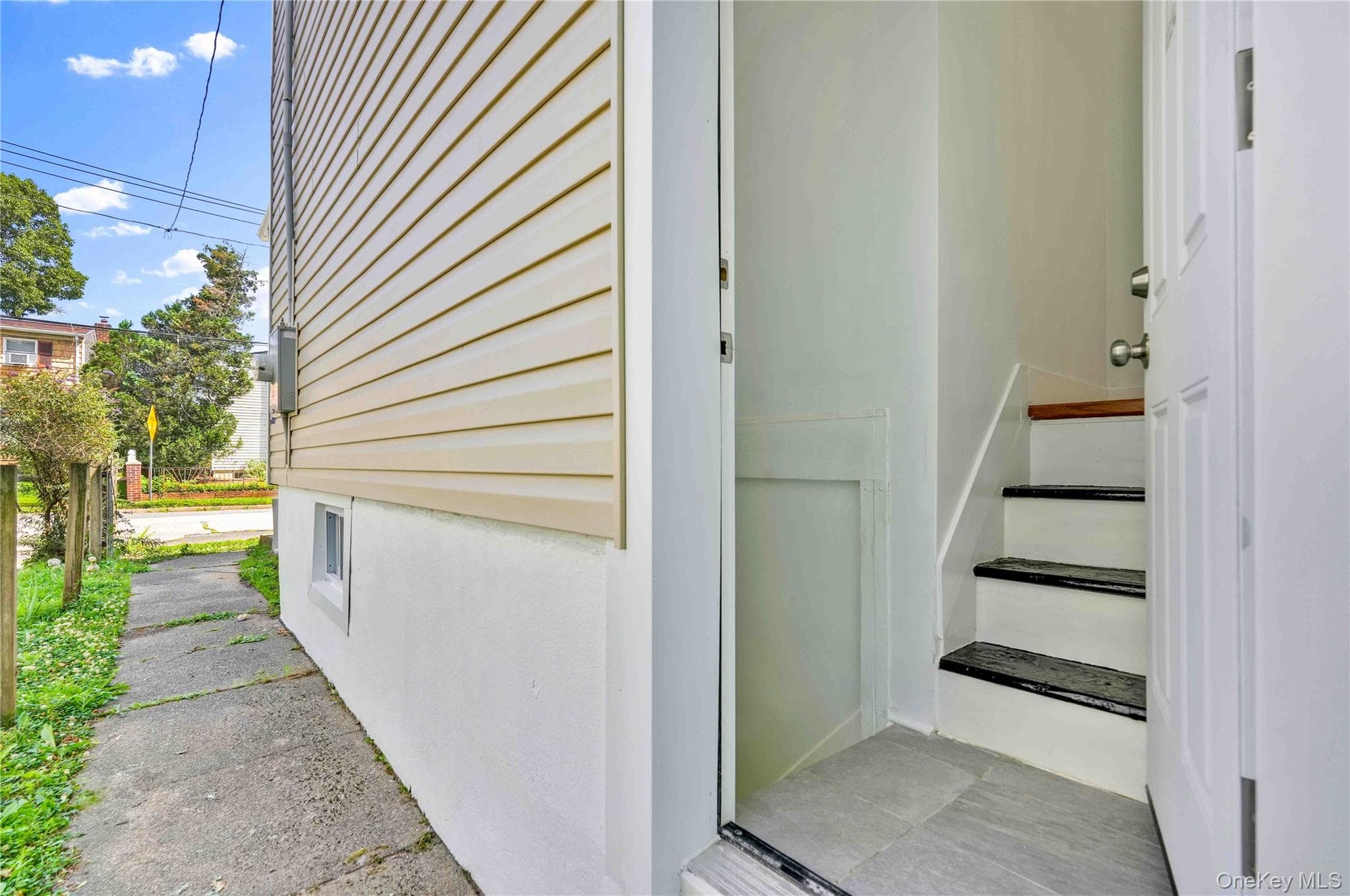 42 Satterie Avenue thumbnail 31