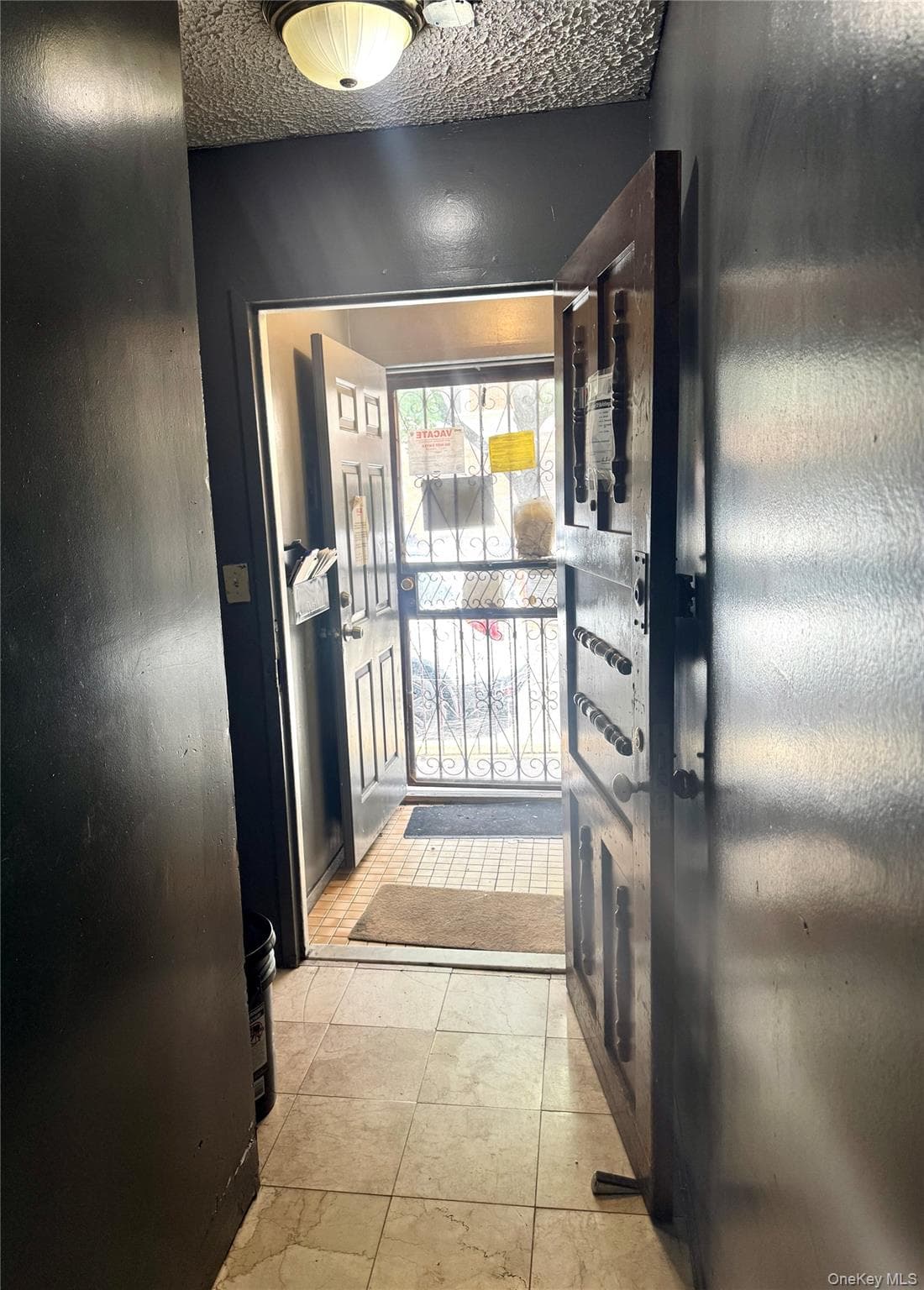320 E 184th Street thumbnail 7