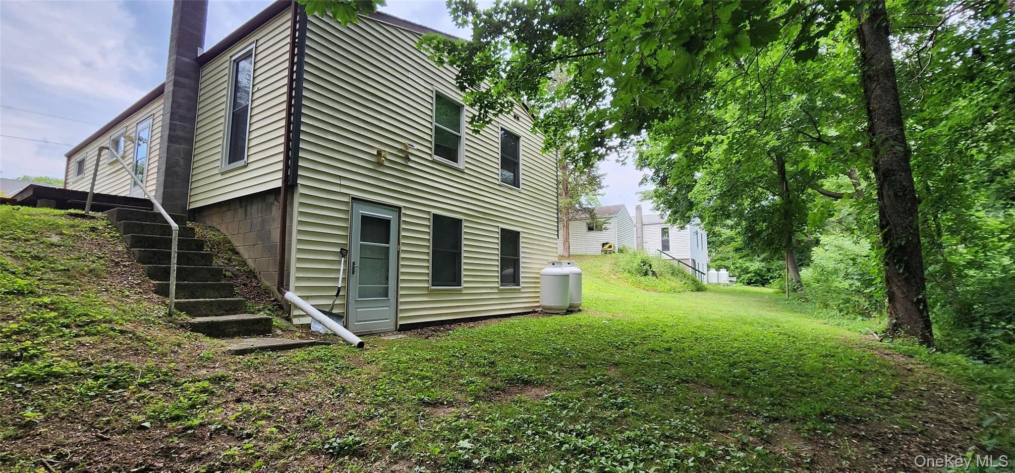 46 Gleason Boulevard thumbnail 3