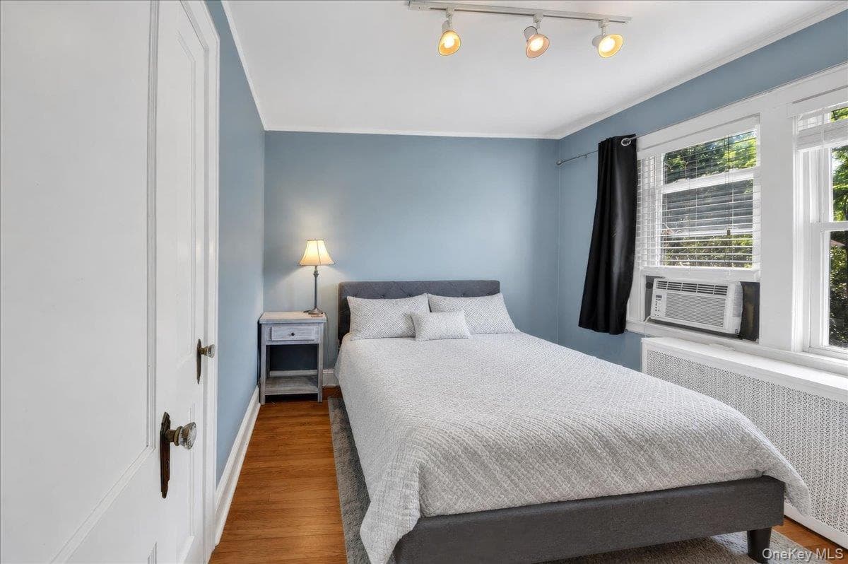 183 Elwood Avenue thumbnail 14