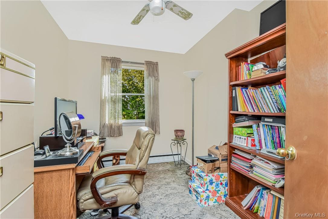 1008 Balcom Avenue thumbnail 9