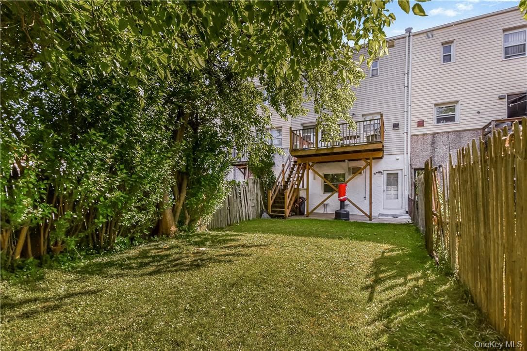 1008 Balcom Avenue thumbnail 17