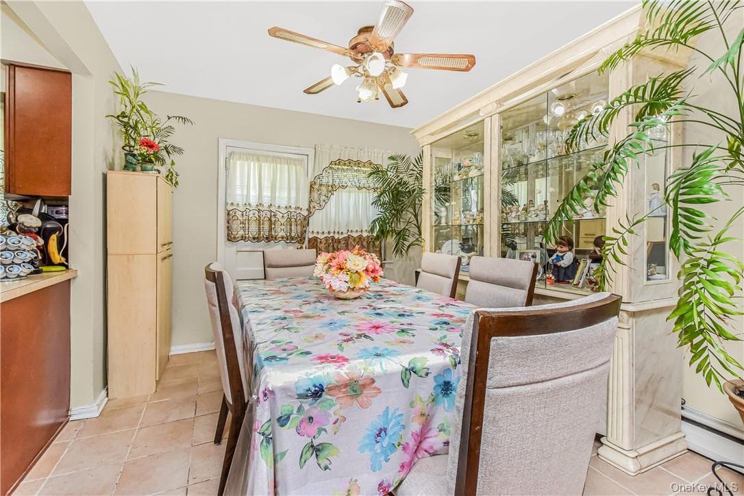 1008 Balcom Avenue thumbnail 4
