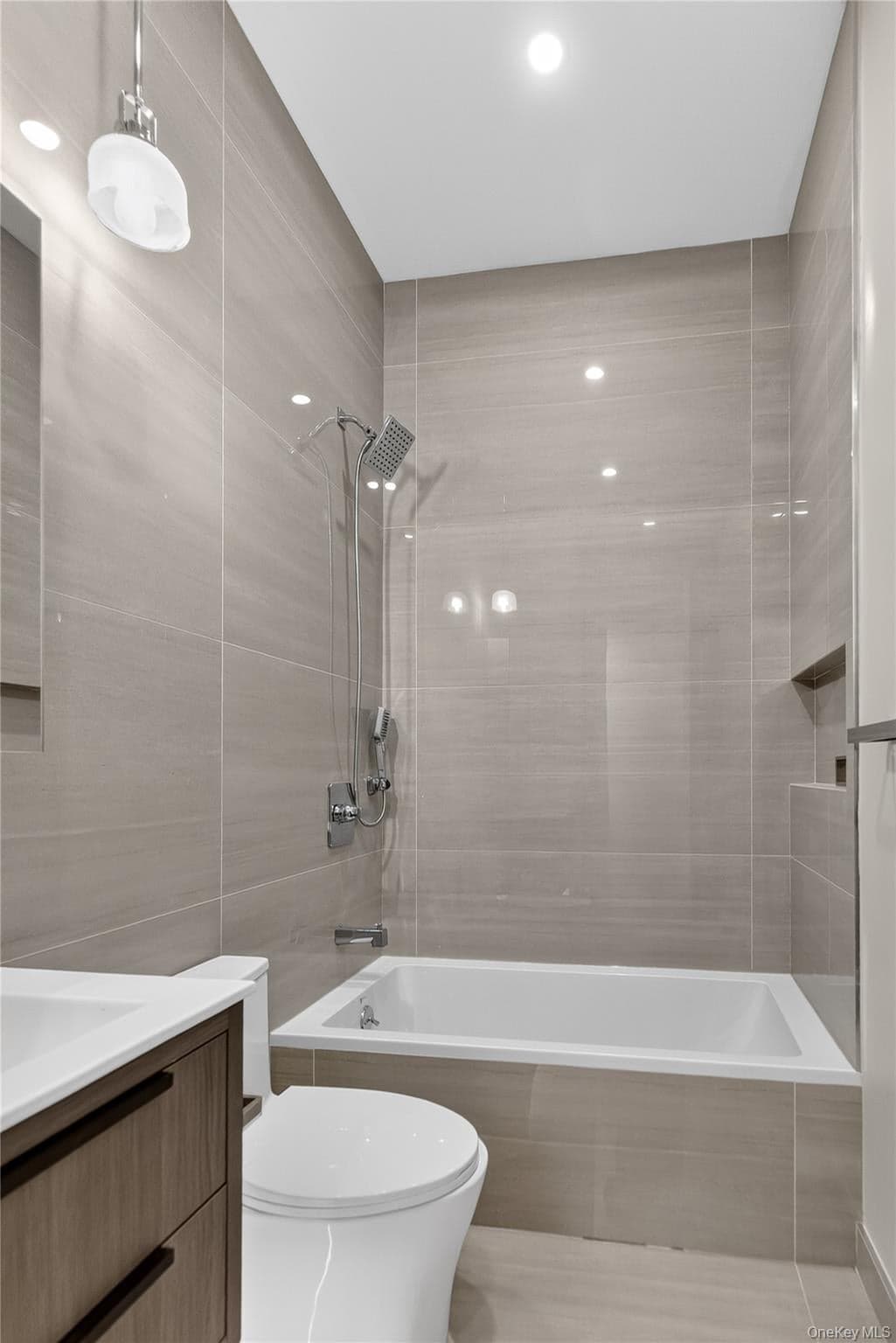 427 E 140 Street Unit: 4 thumbnail 6