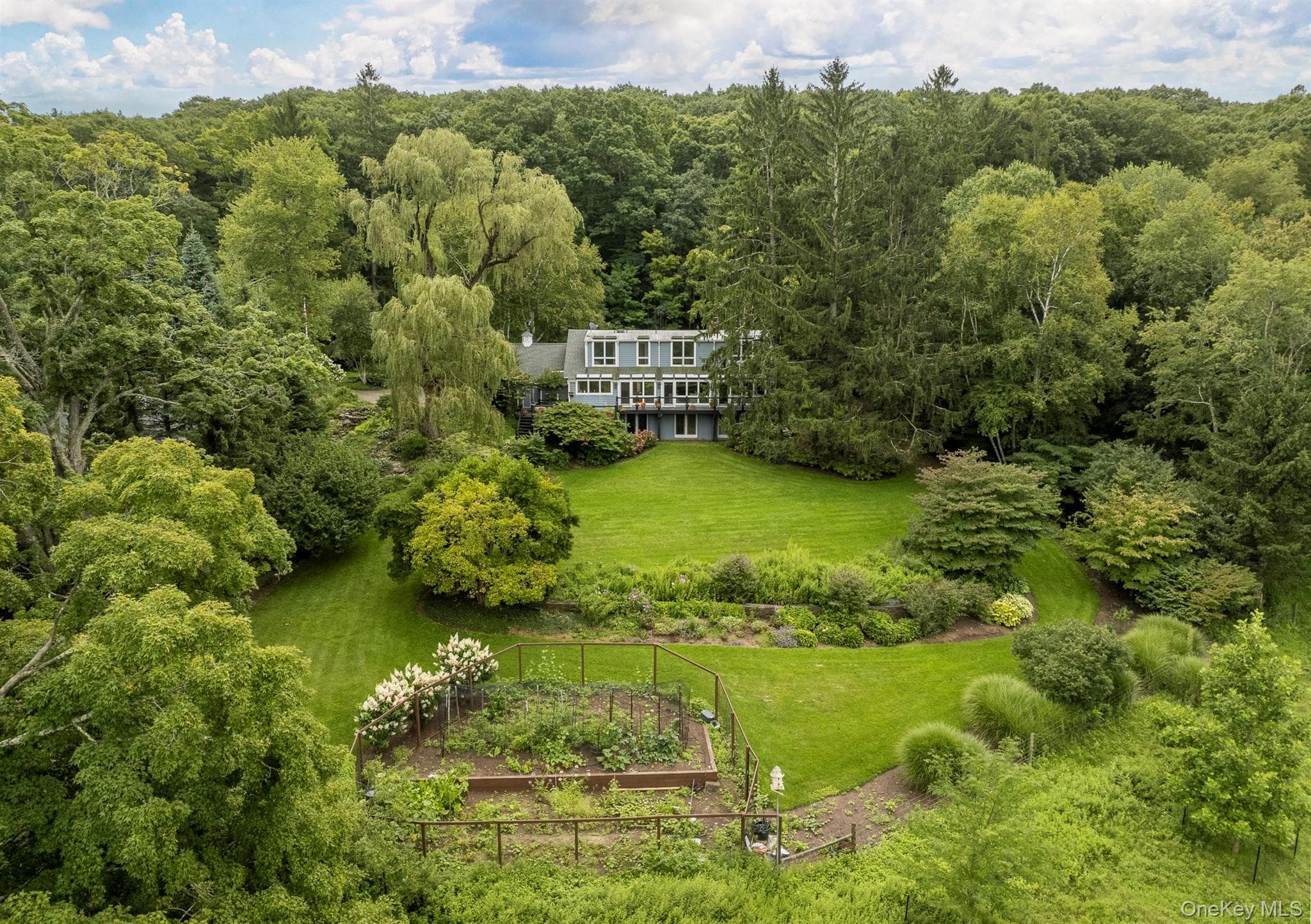 278 Hawley Road thumbnail 3