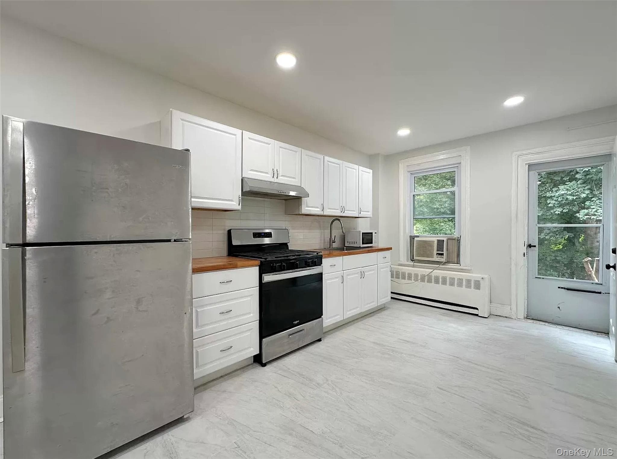 399-401 Liberty Street thumbnail 2