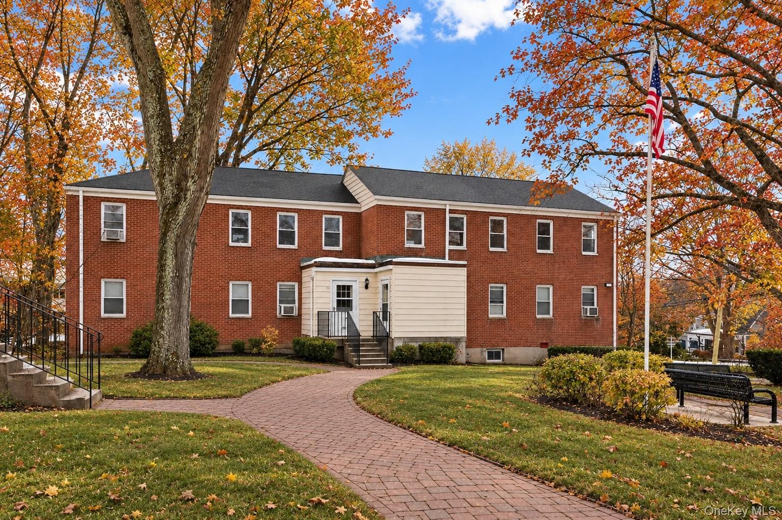 73 Broadway Unit: 2J, Pleasantville
