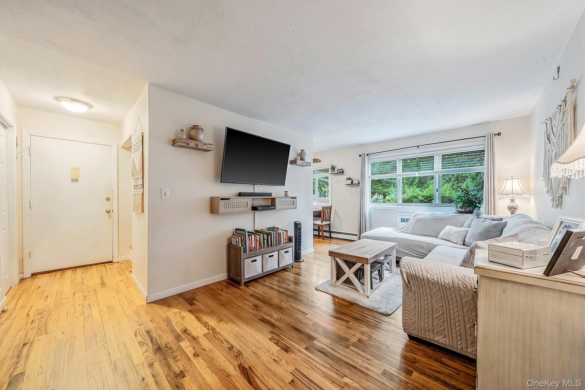 2453 Union Blvd BLVD Unit: 24a thumbnail 3