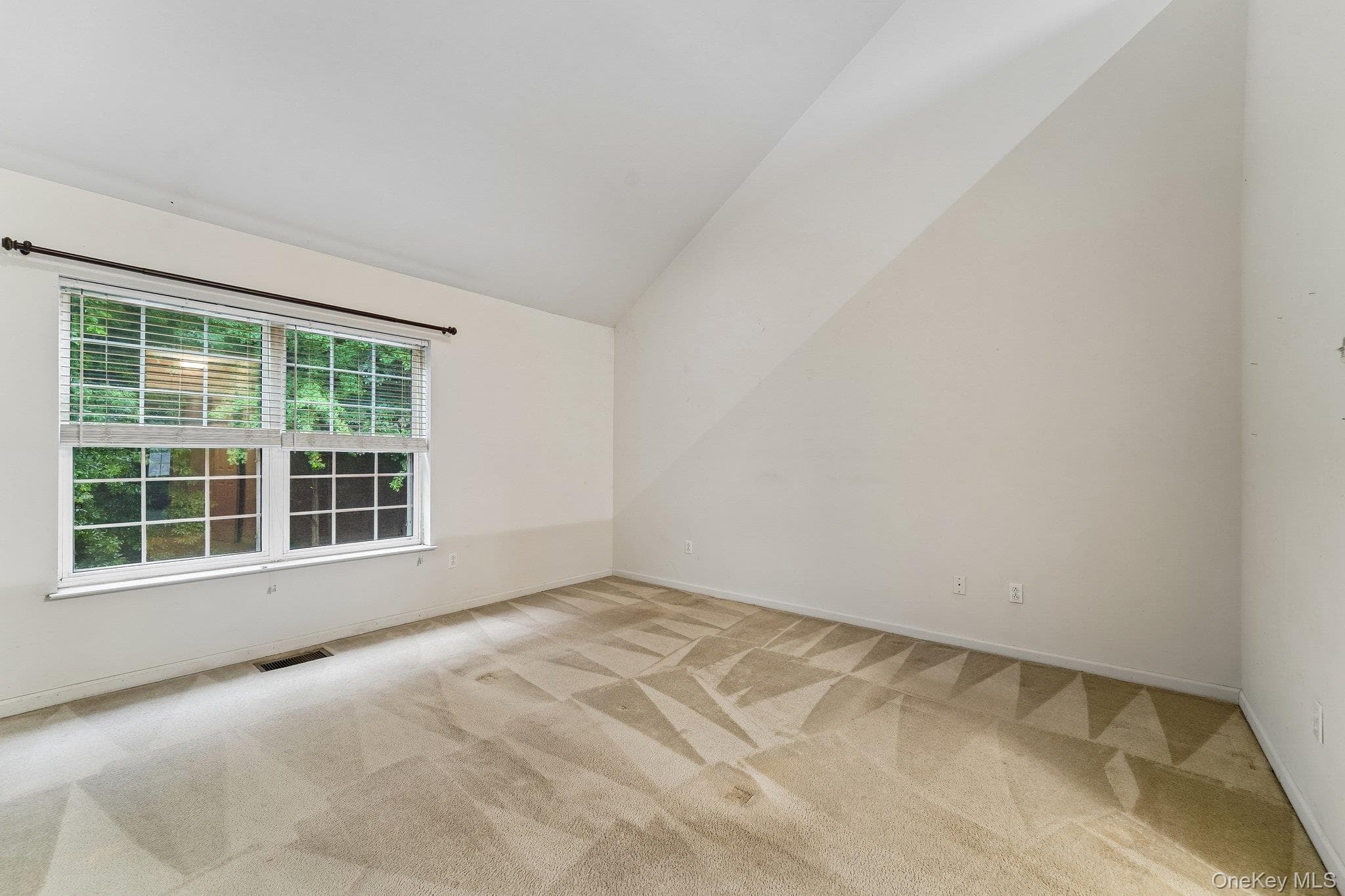 122 Crystal Hill Drive thumbnail 20