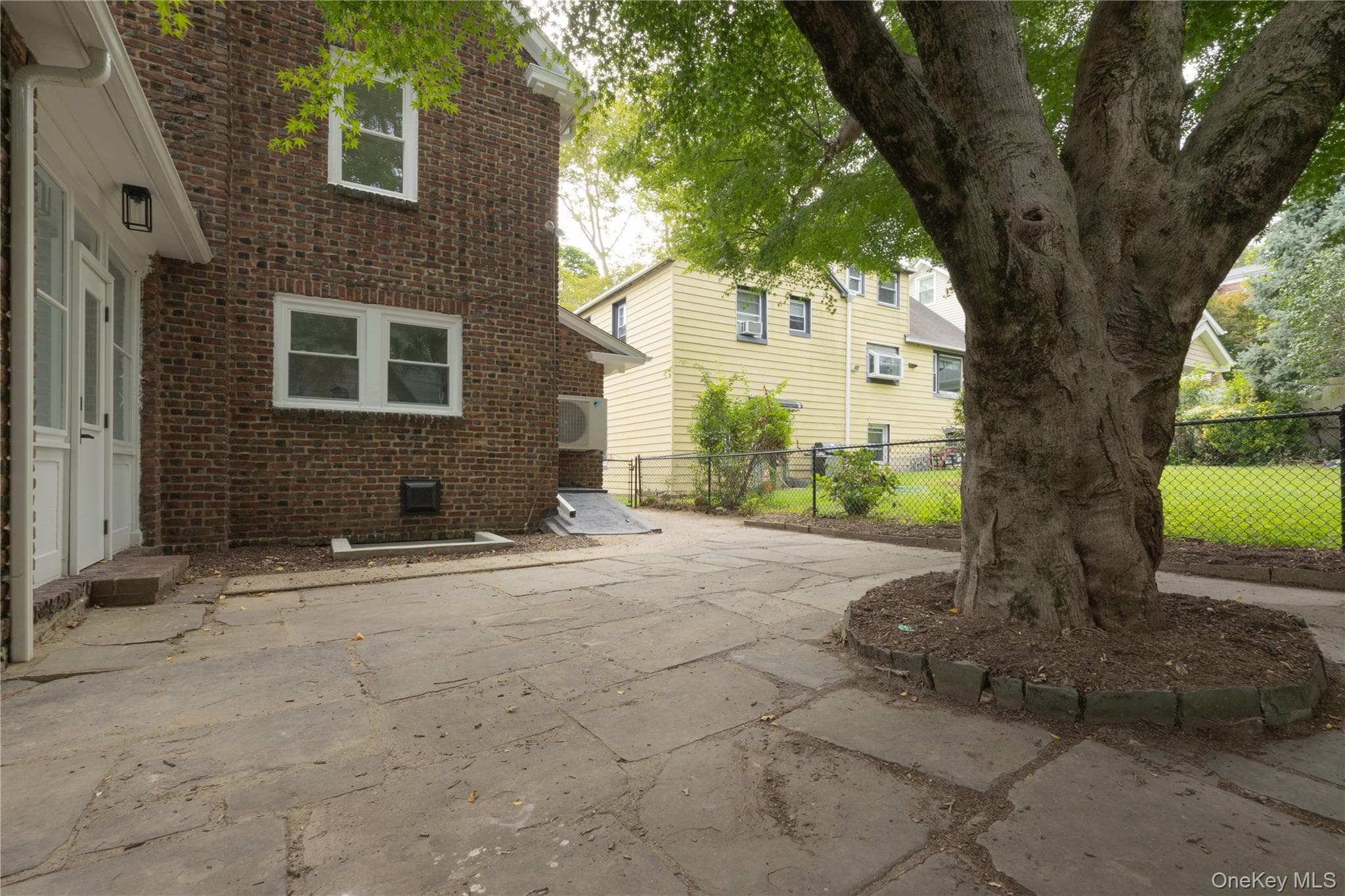 402 Westchester Avenue thumbnail 37