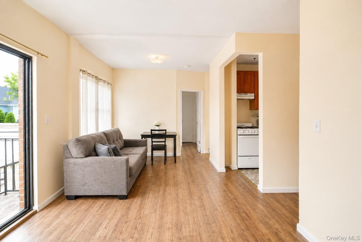 10228 Jamaica Avenue thumbnail 19