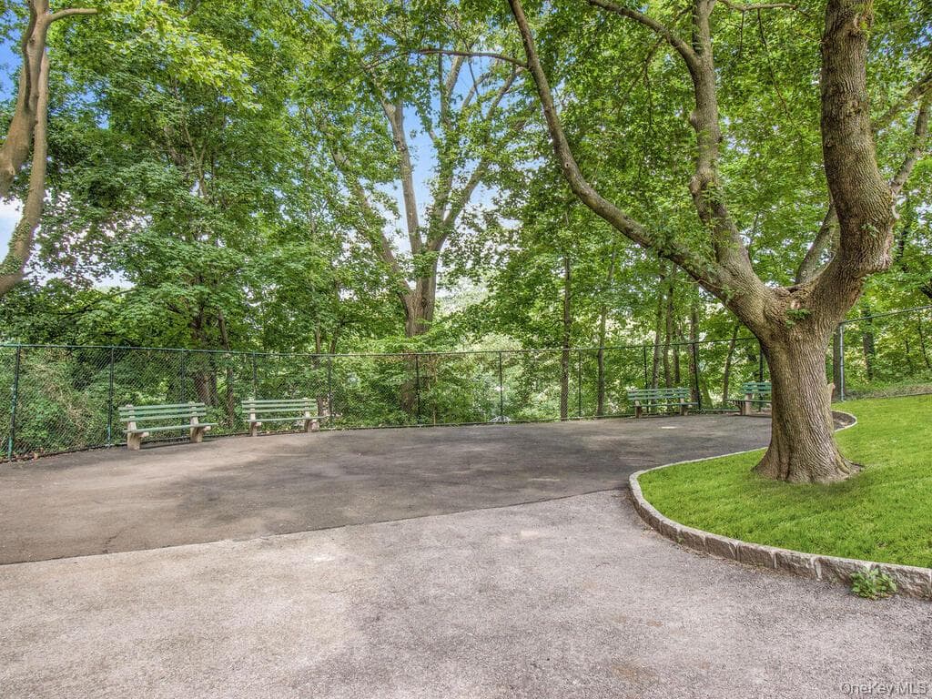5500 Fieldston Road Unit: 6FF thumbnail 21