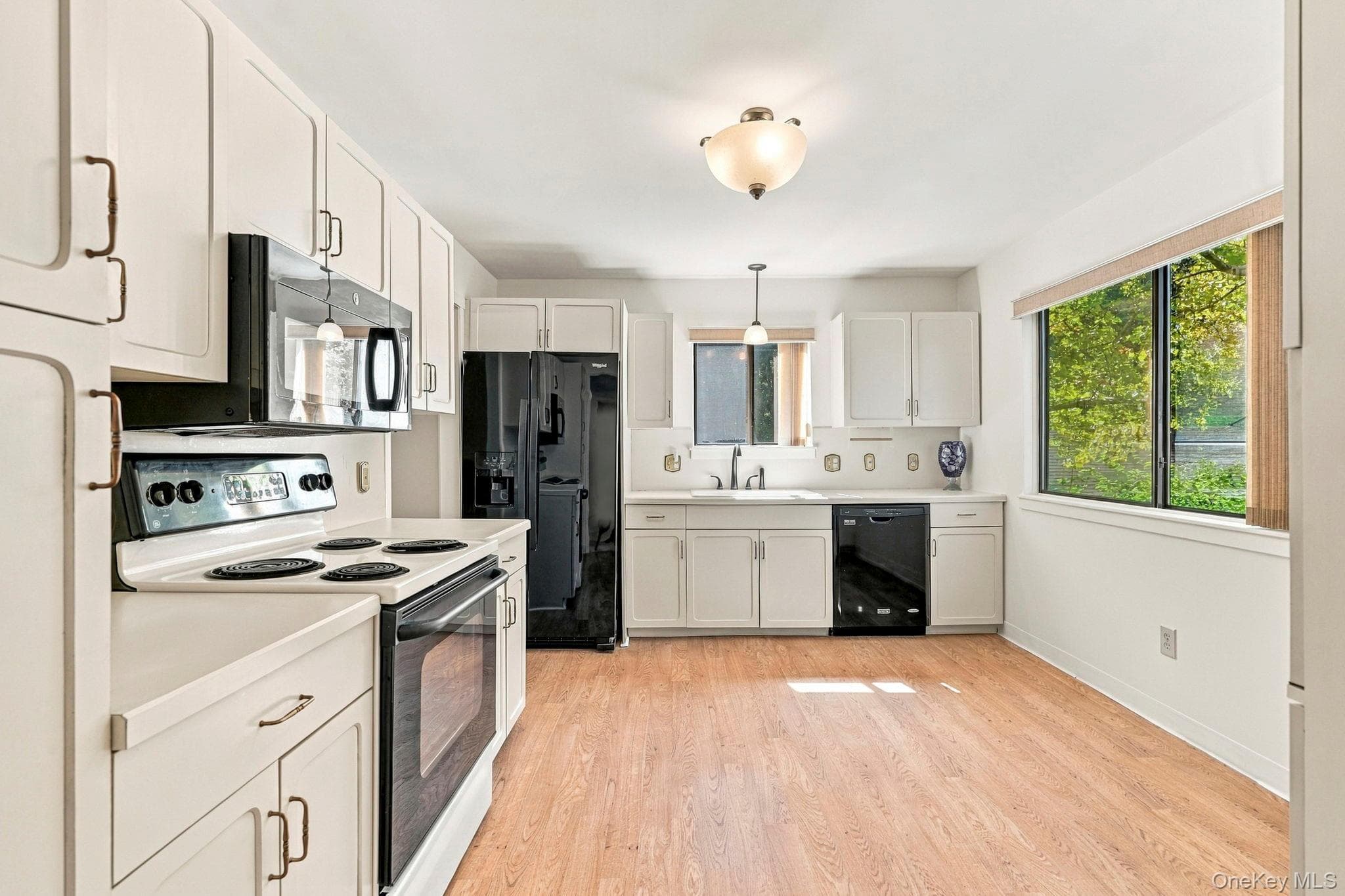 558 Heritage Hills Drive Unit: B thumbnail 19