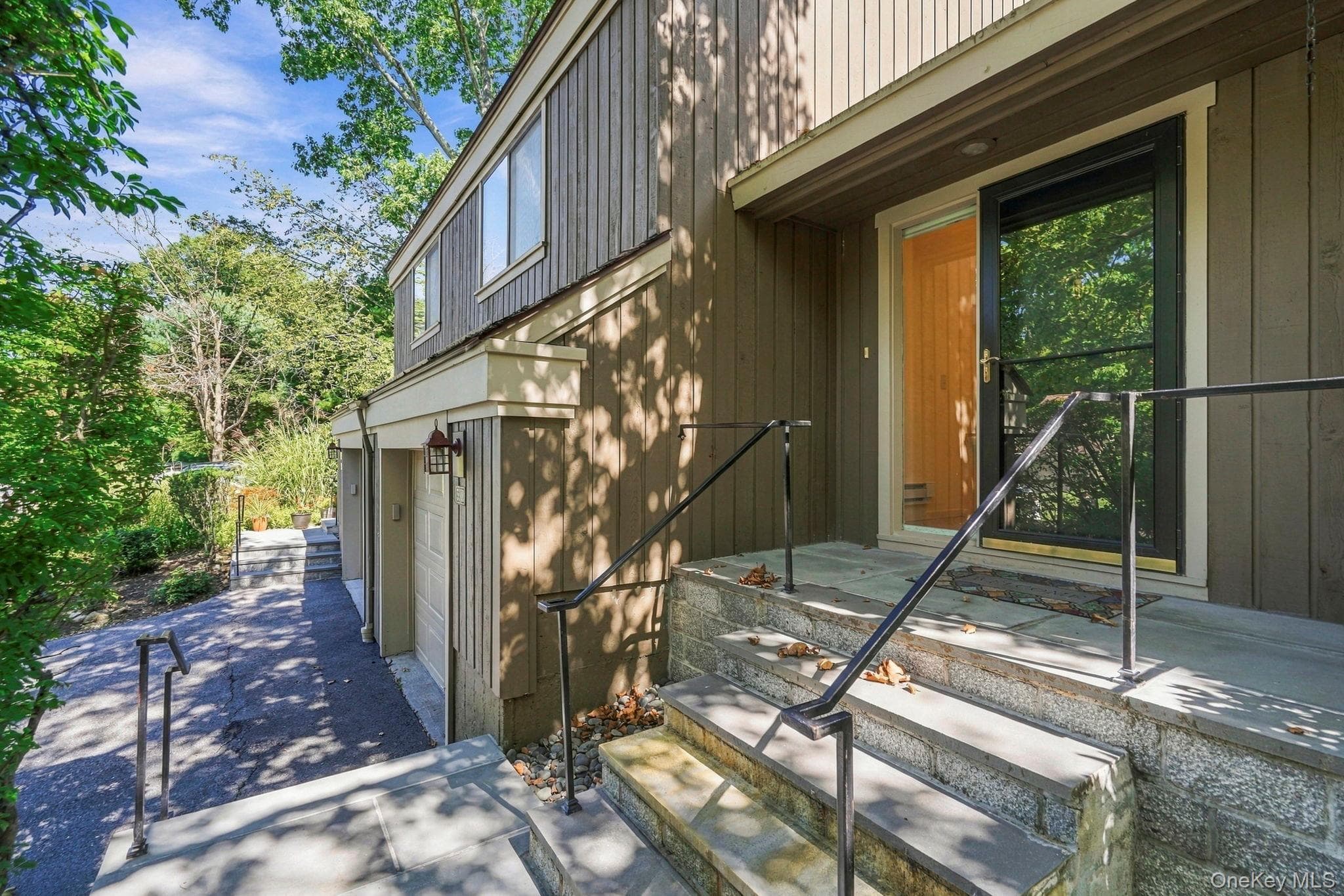 558 Heritage Hills Drive Unit: B thumbnail 6