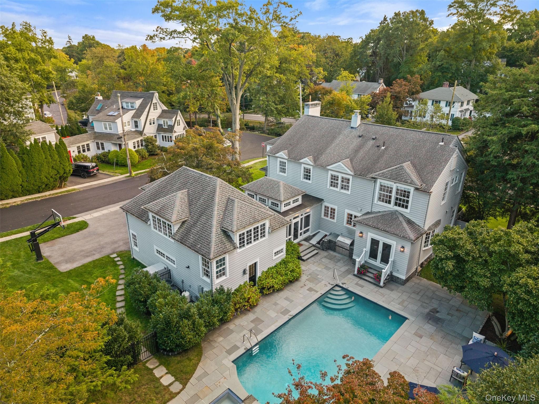 90 E Brookside Drive thumbnail 2