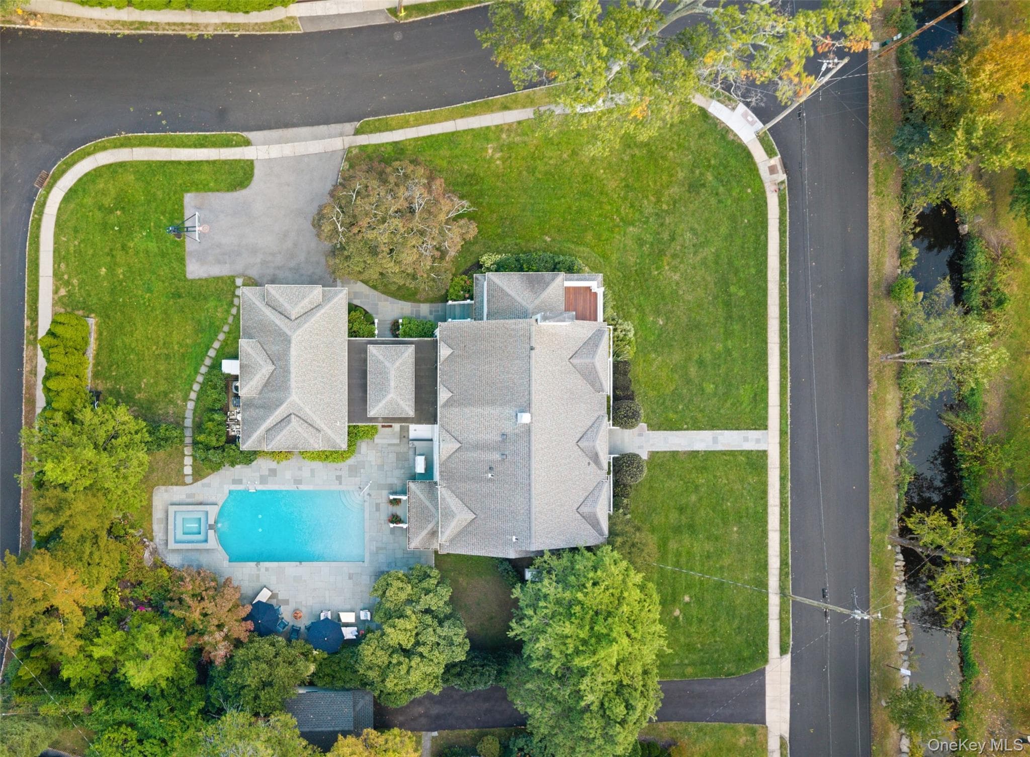 90 E Brookside Drive thumbnail 35