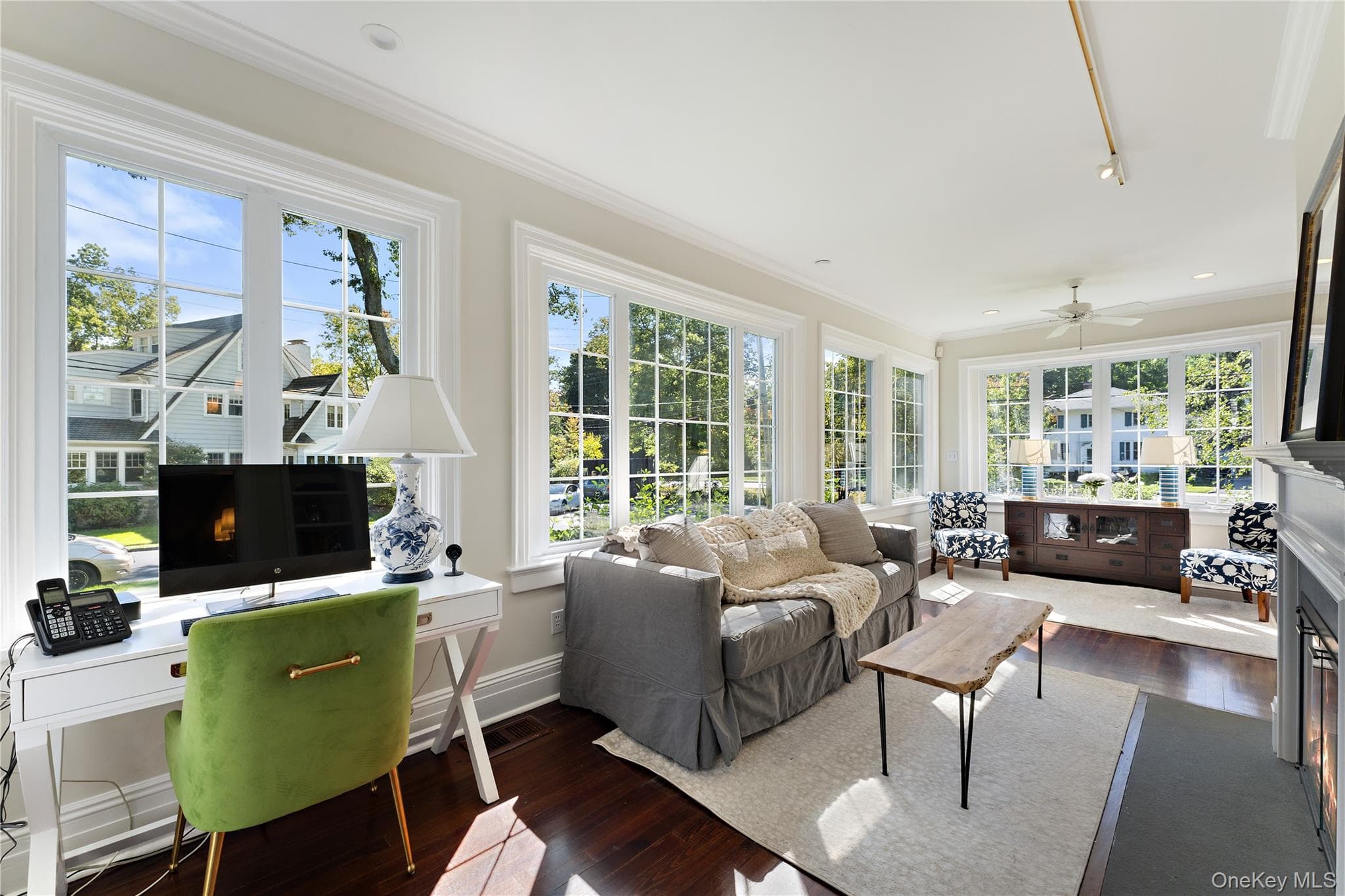 90 E Brookside Drive thumbnail 11