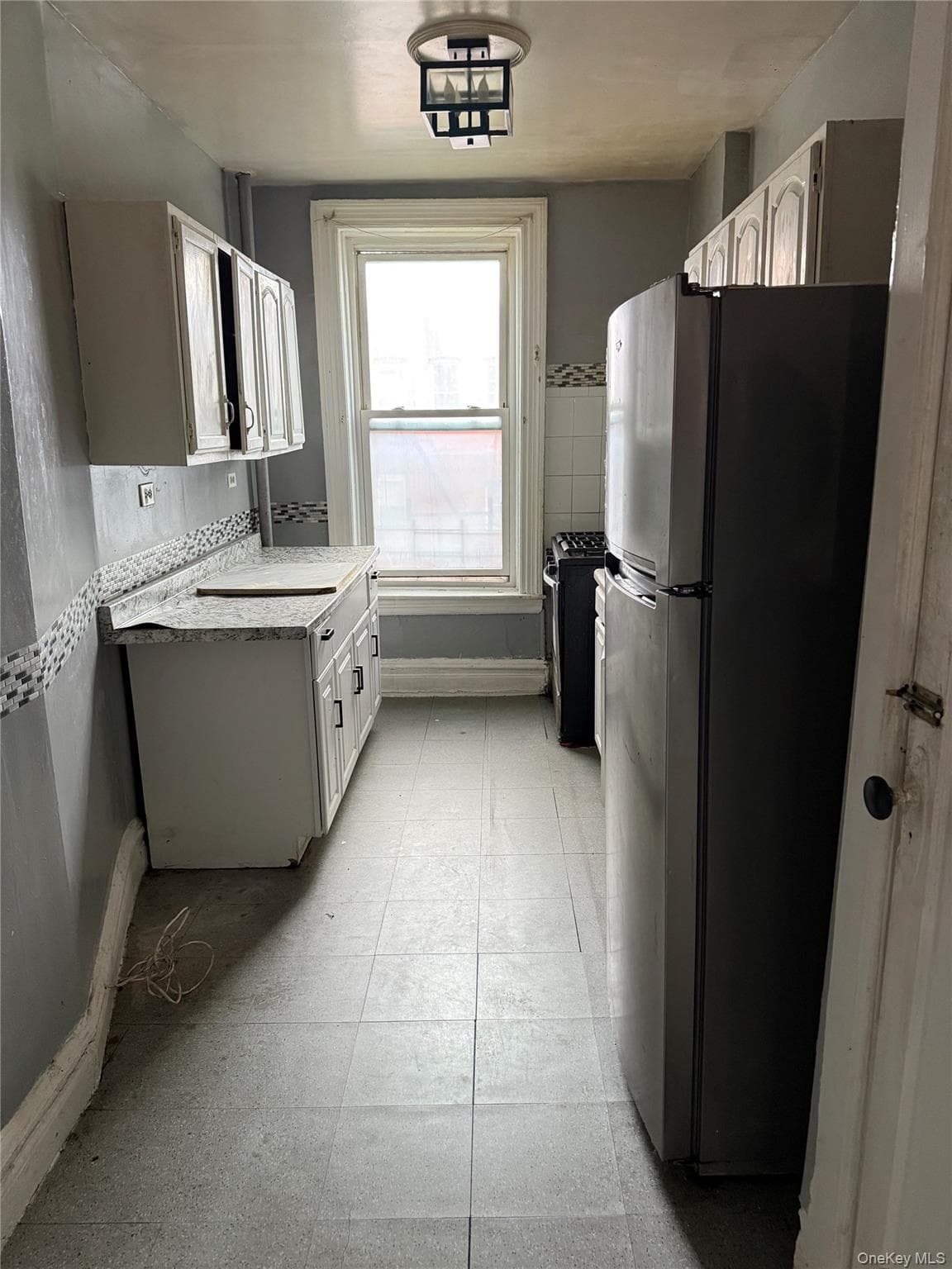 1070 Grant Avenue thumbnail 13