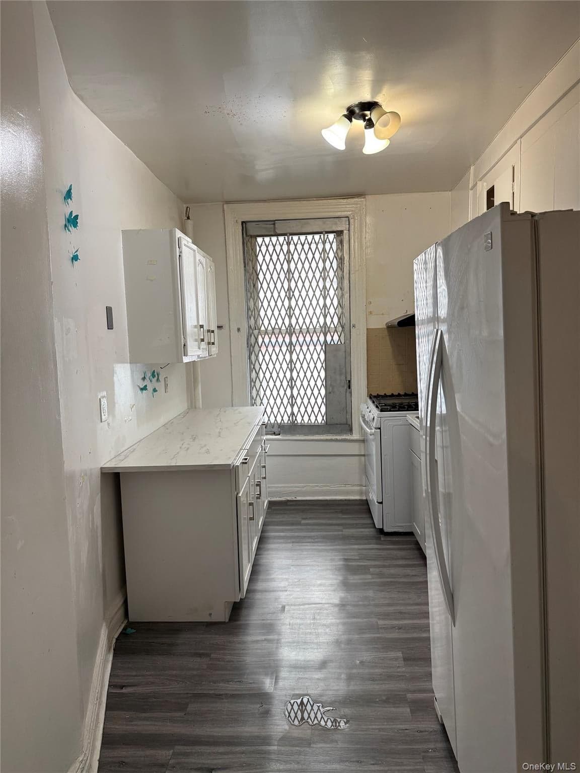 1070 Grant Avenue thumbnail 3