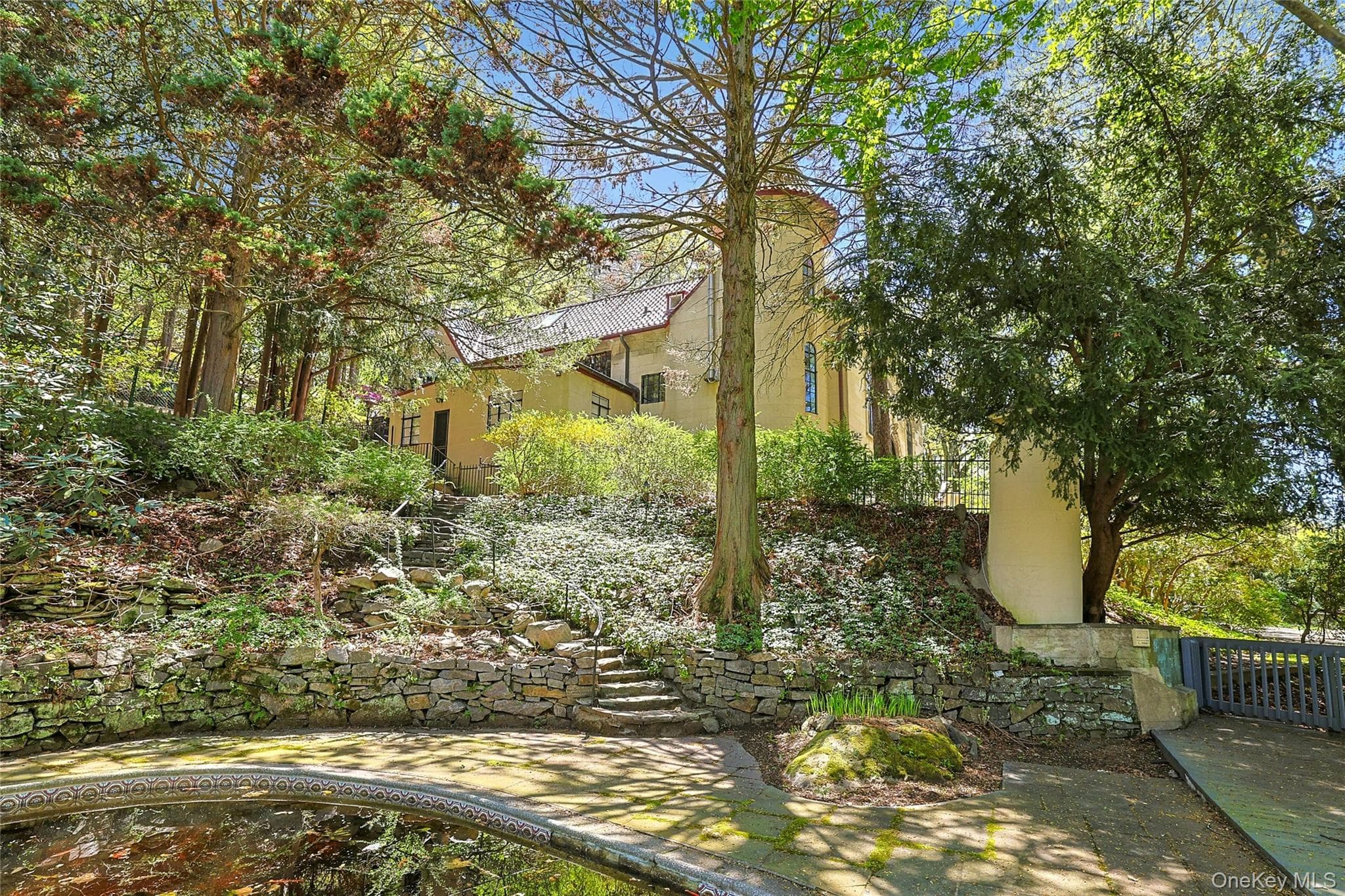 16 Lewis Road thumbnail 42