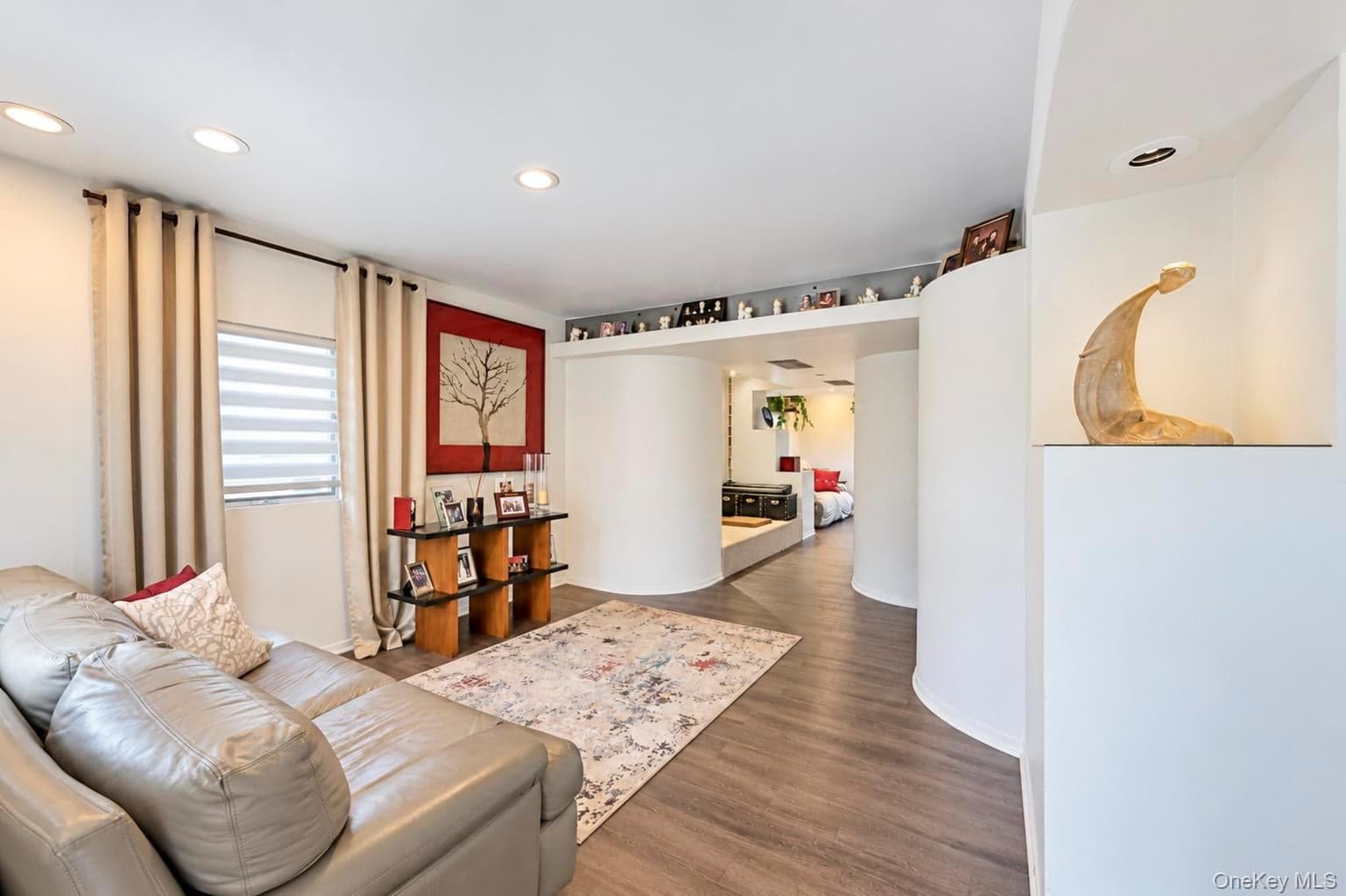 1219 Coates Avenue thumbnail 12