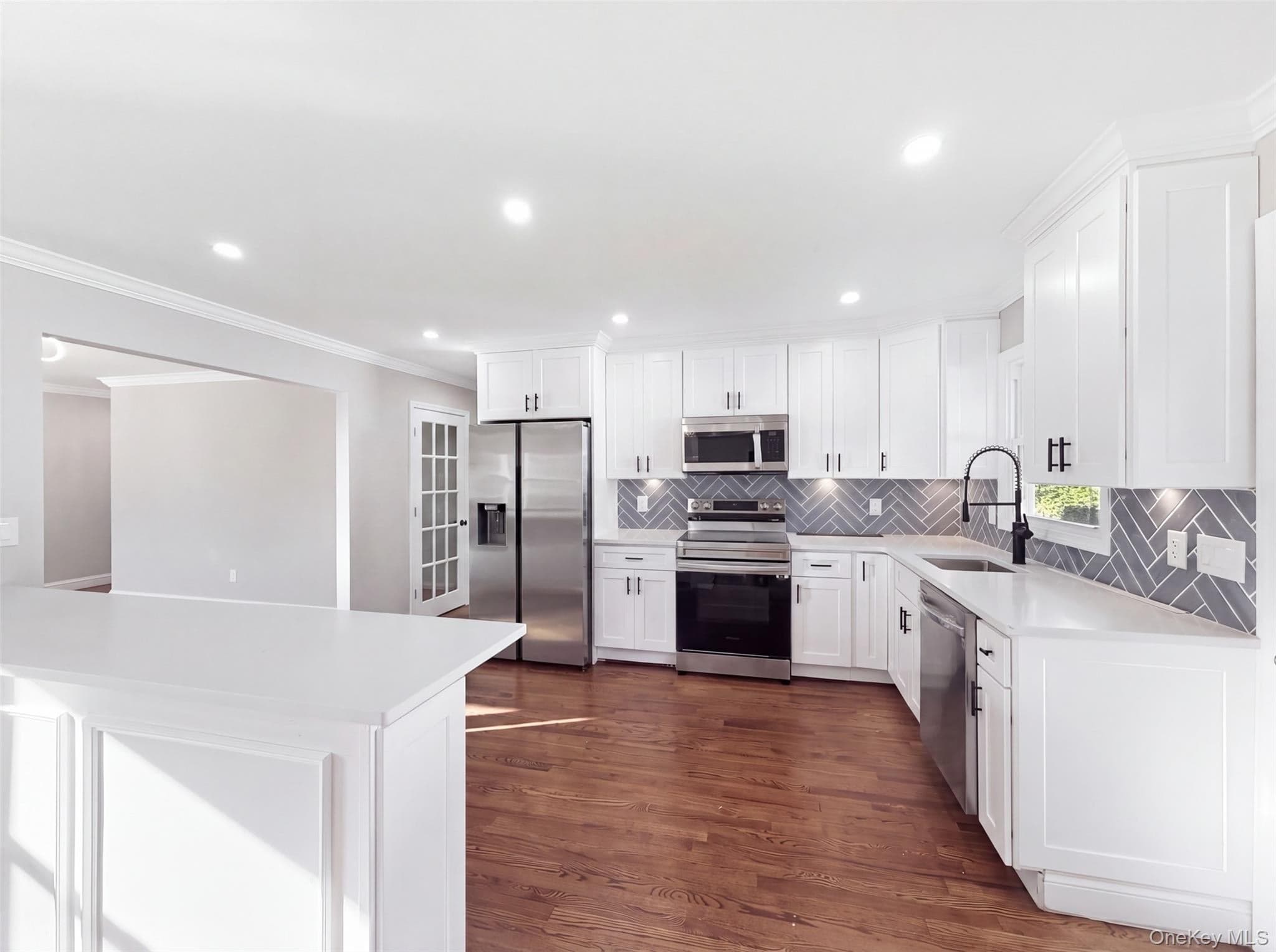 71 Roderick Road thumbnail 7