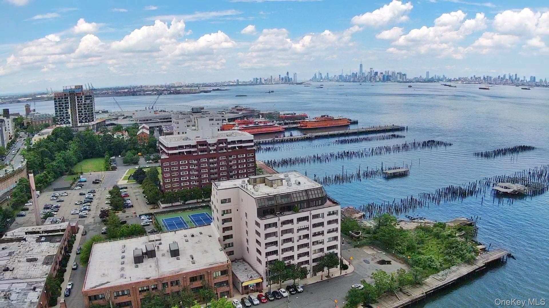 10 Bay Street Landing LNDG Unit: 2B thumbnail 20