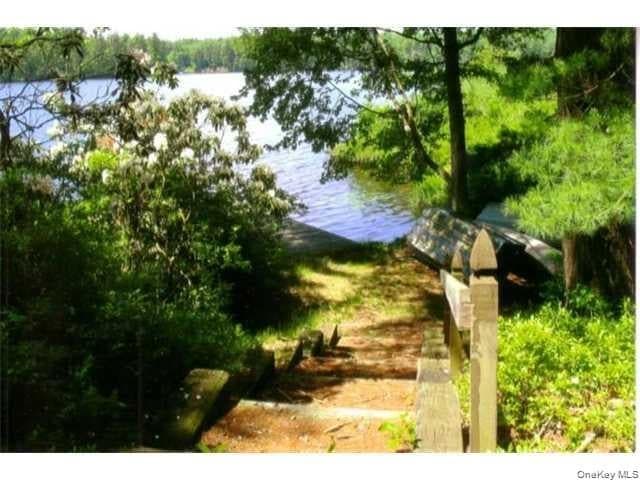 592 Proctor Road thumbnail 9