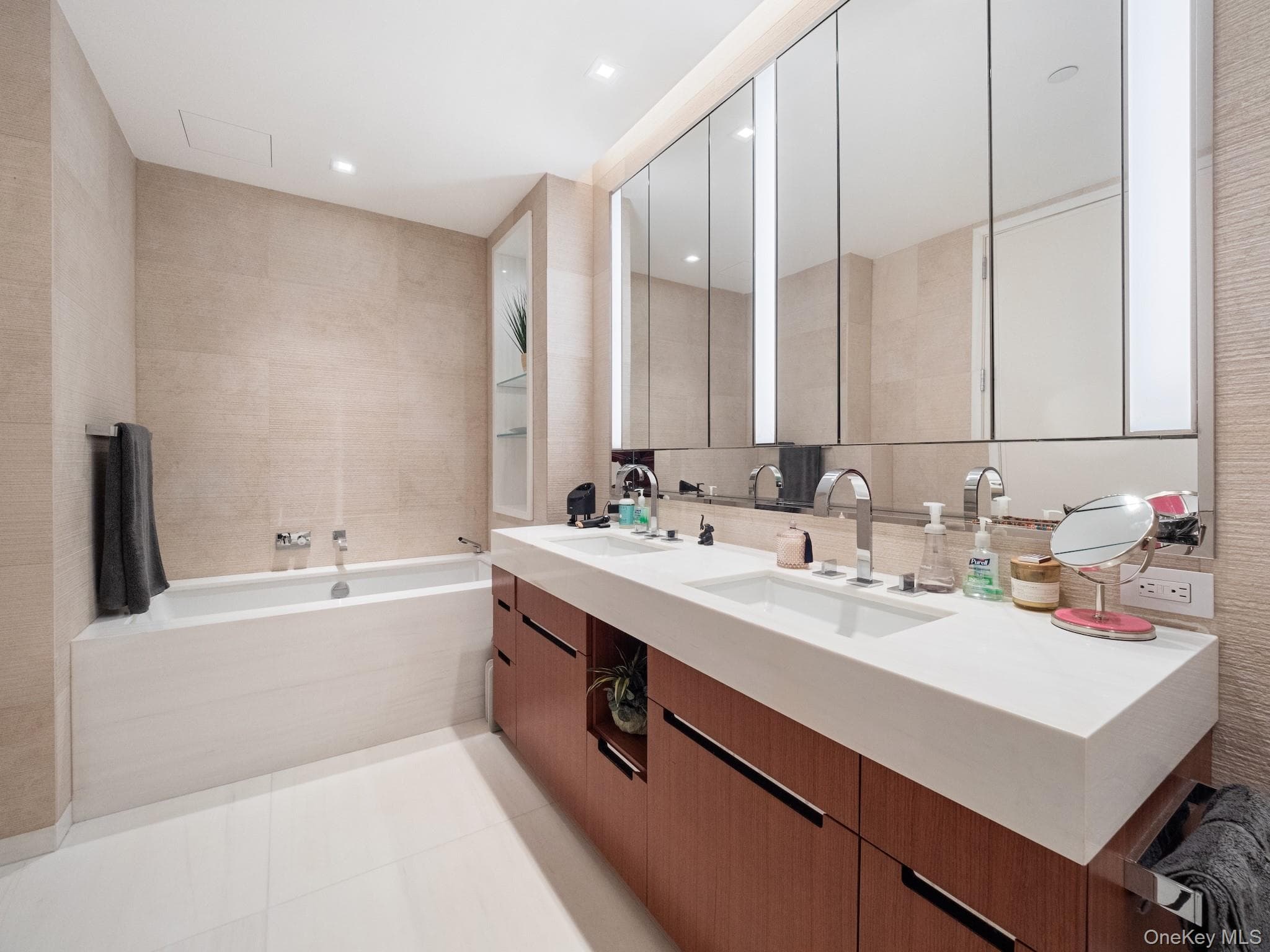 1 West End Avenue Unit: 26D thumbnail 17