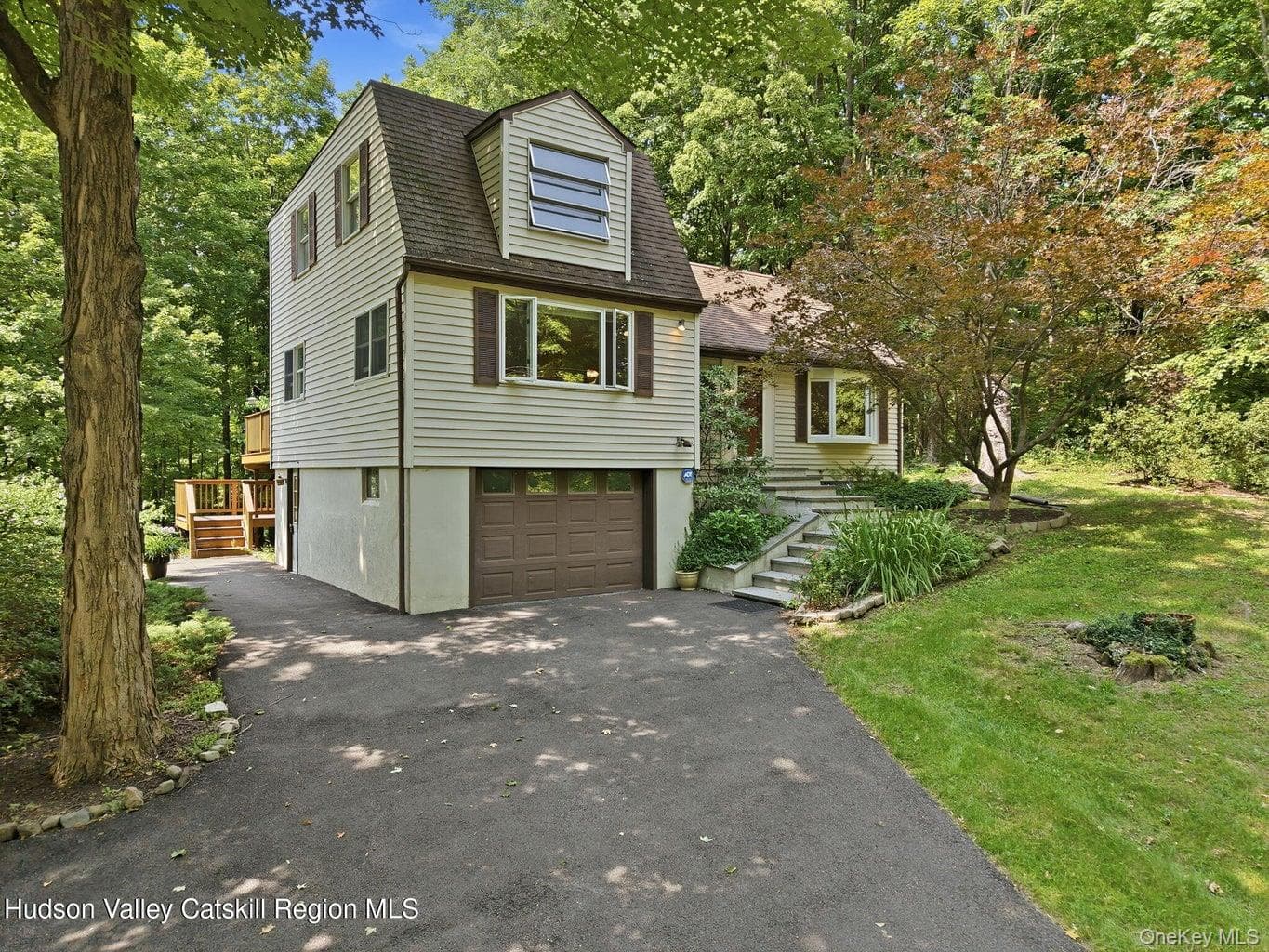307 Old Kingston Road photo 1