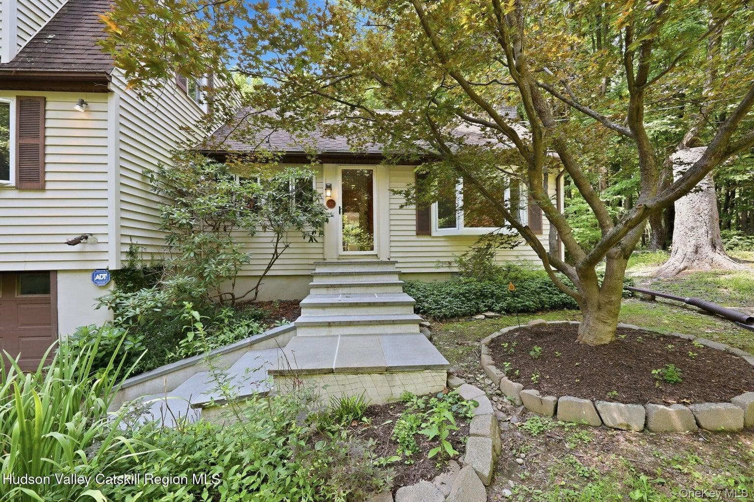 307 Old Kingston Road thumbnail 2