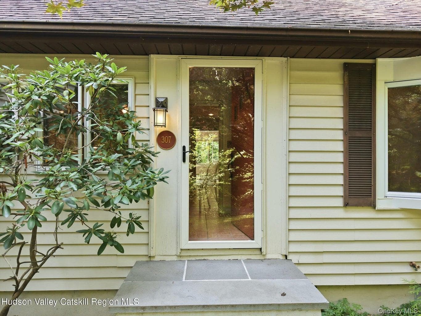 307 Old Kingston Road thumbnail 3