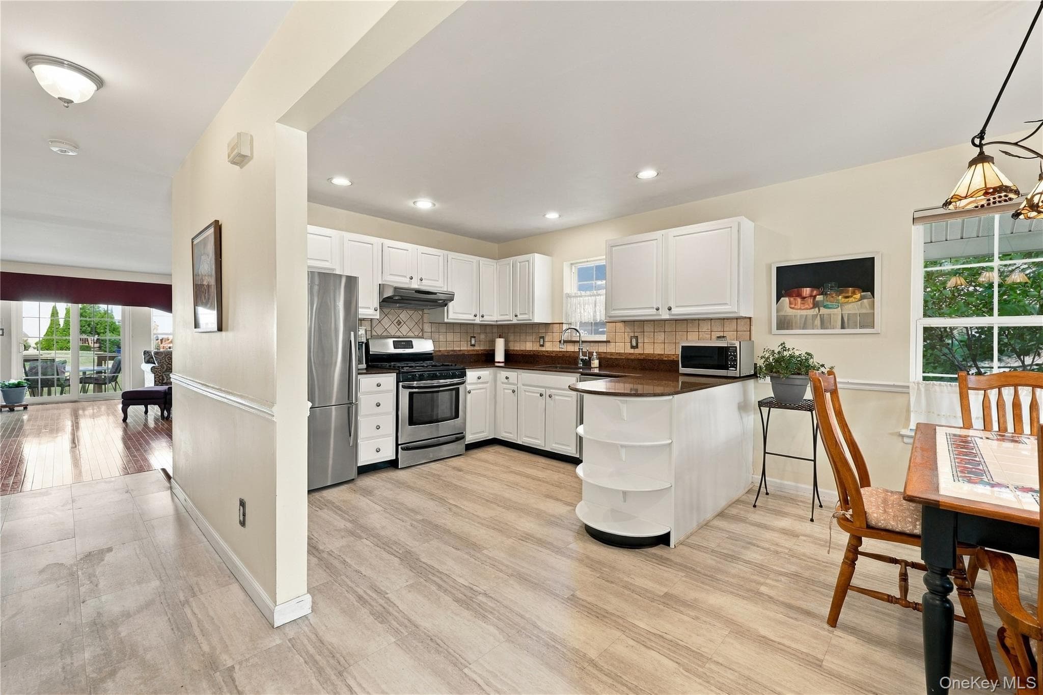 77 Sunburst Terrace thumbnail 6