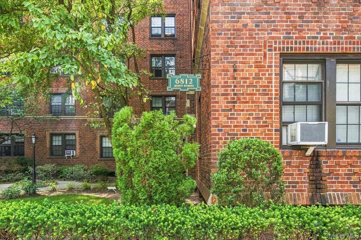 68-12 Burns Street Unit: B2 thumbnail 2