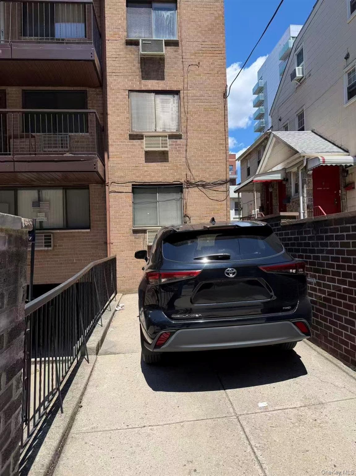 14223 38th Avenue Unit: A1&P7 thumbnail 9