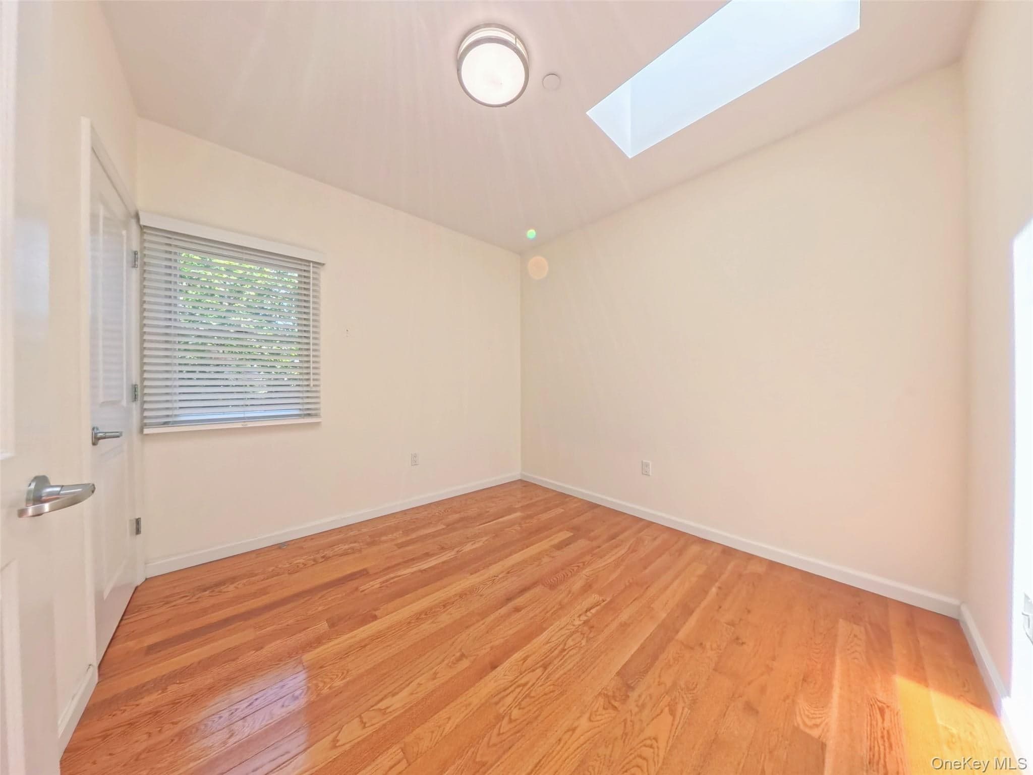 4038 194th Street Unit: 3B thumbnail 8