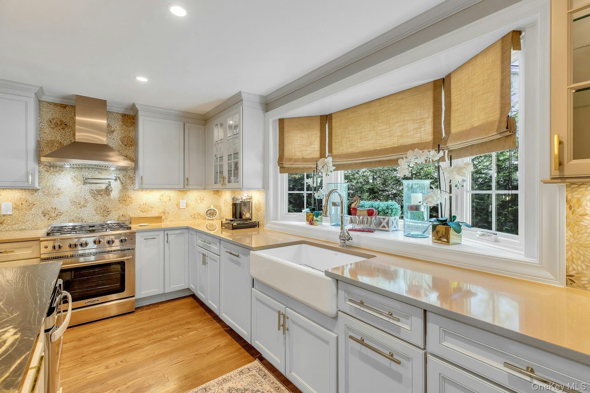 128 Soundview Drive thumbnail 6