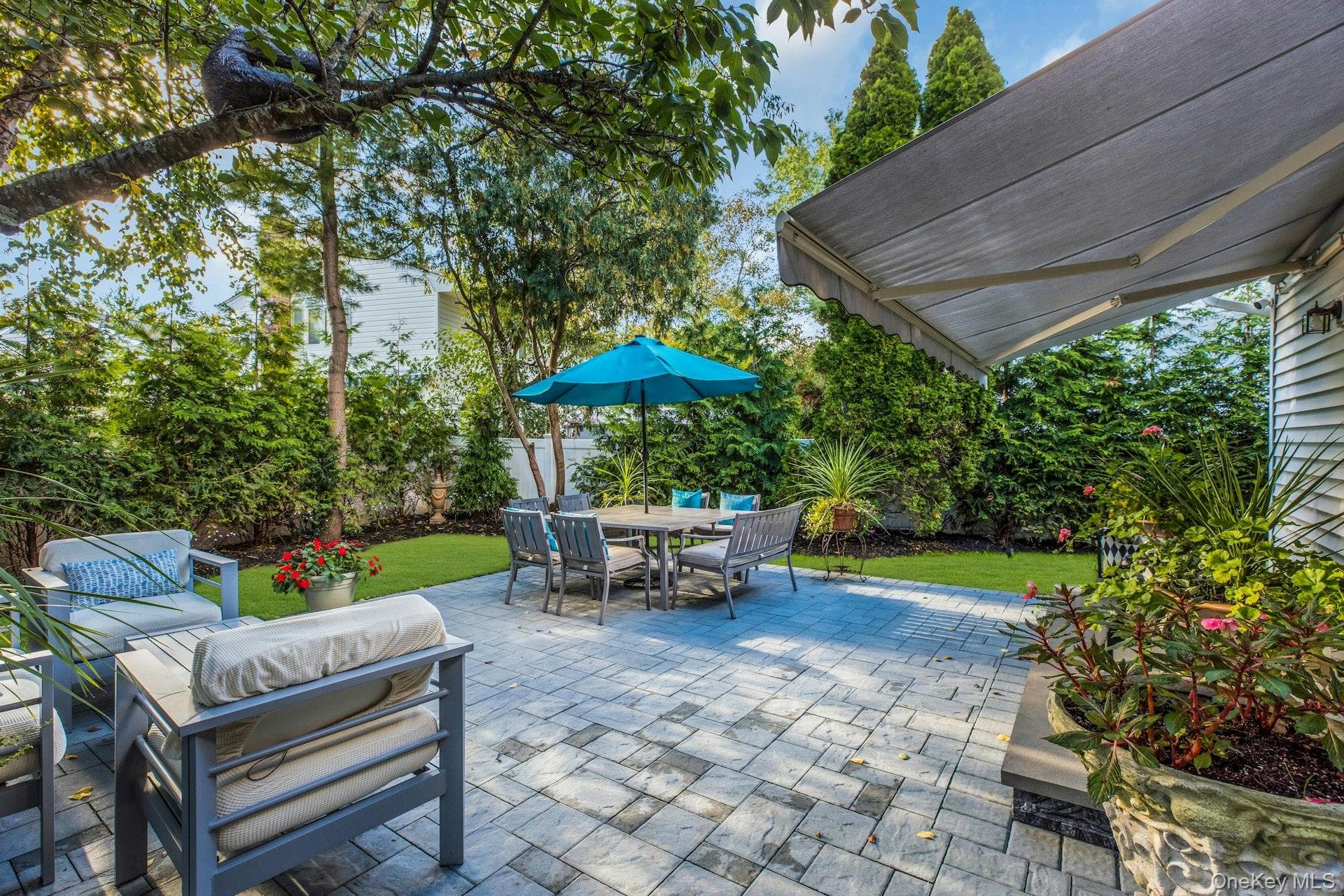 128 Soundview Drive thumbnail 24