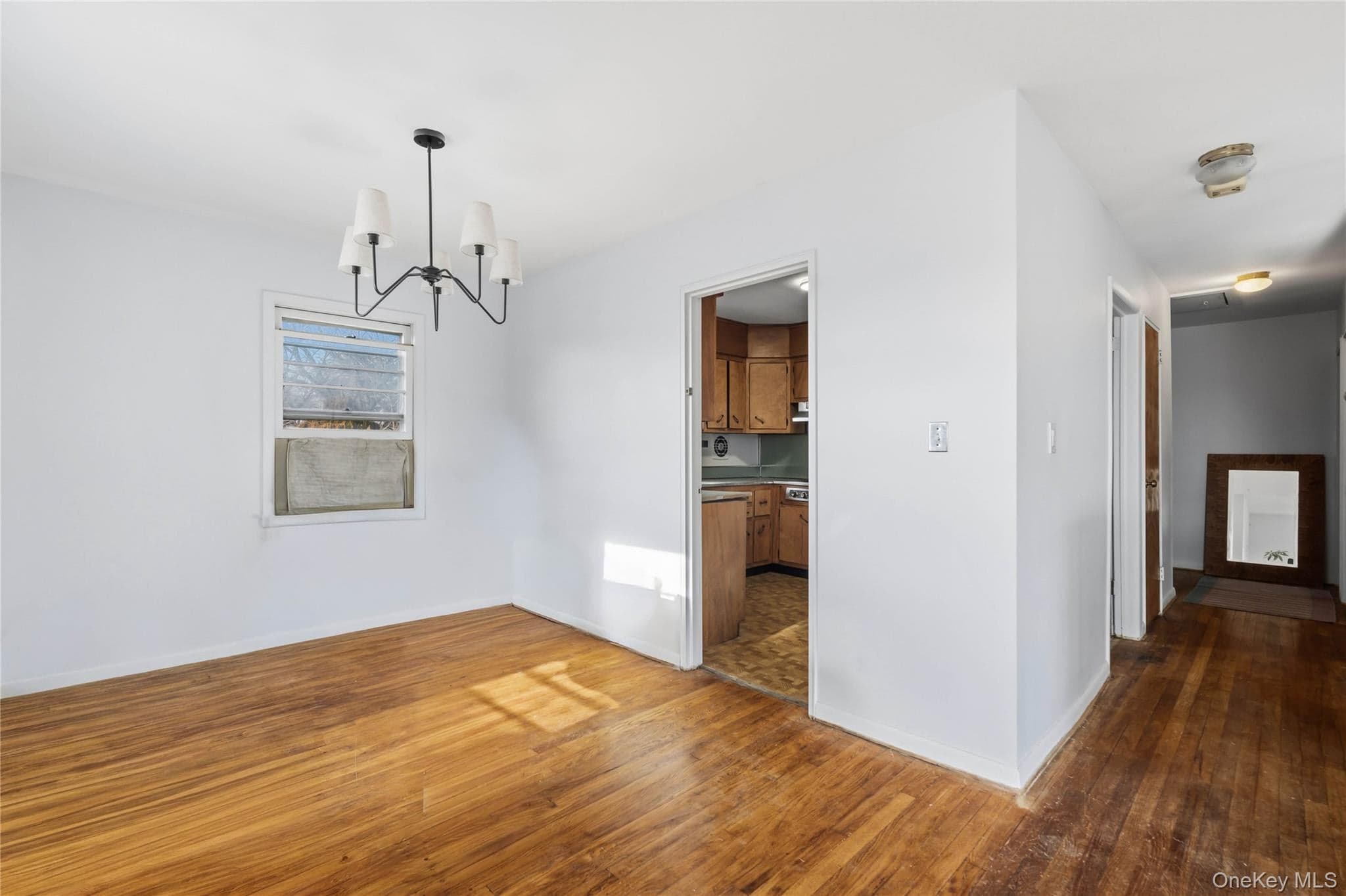 6209 Spencer Terrace thumbnail 5