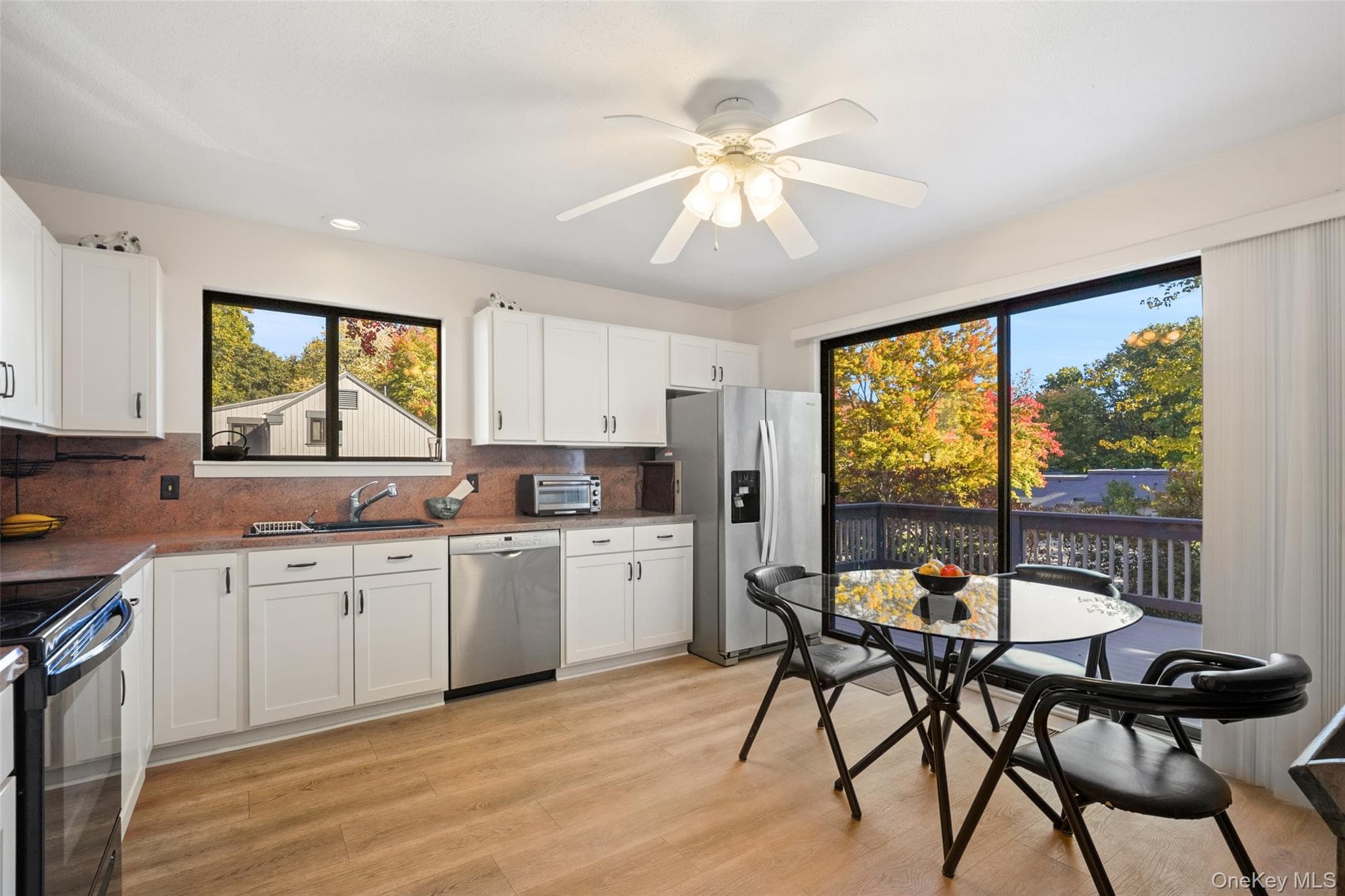 363 Heritage Hills Drive Unit: A thumbnail 9